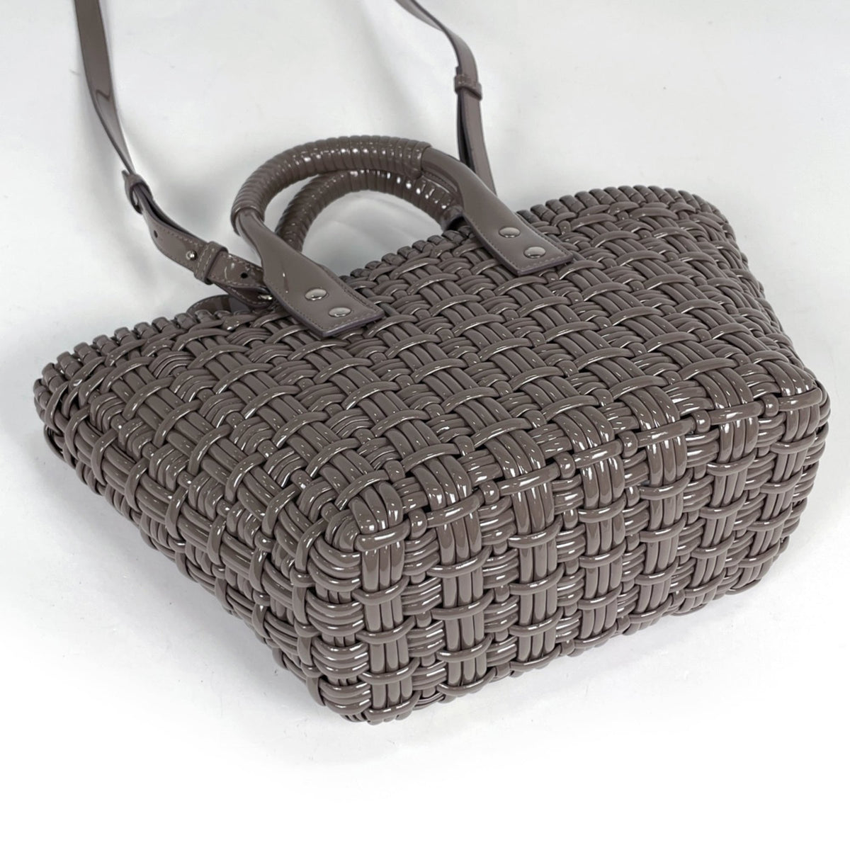 Balenciaga Grayish Patent Leather Basket Handbag (Pre-Owned)