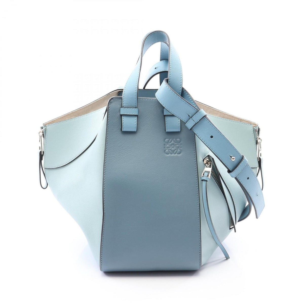 Loewe Blue Leather Handbag (Pre-Owned)