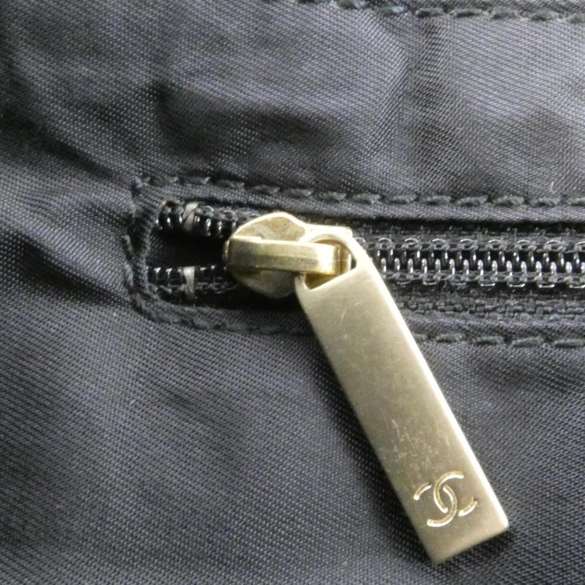 Chanel Black Nylon Handbag (Pre-Owned)