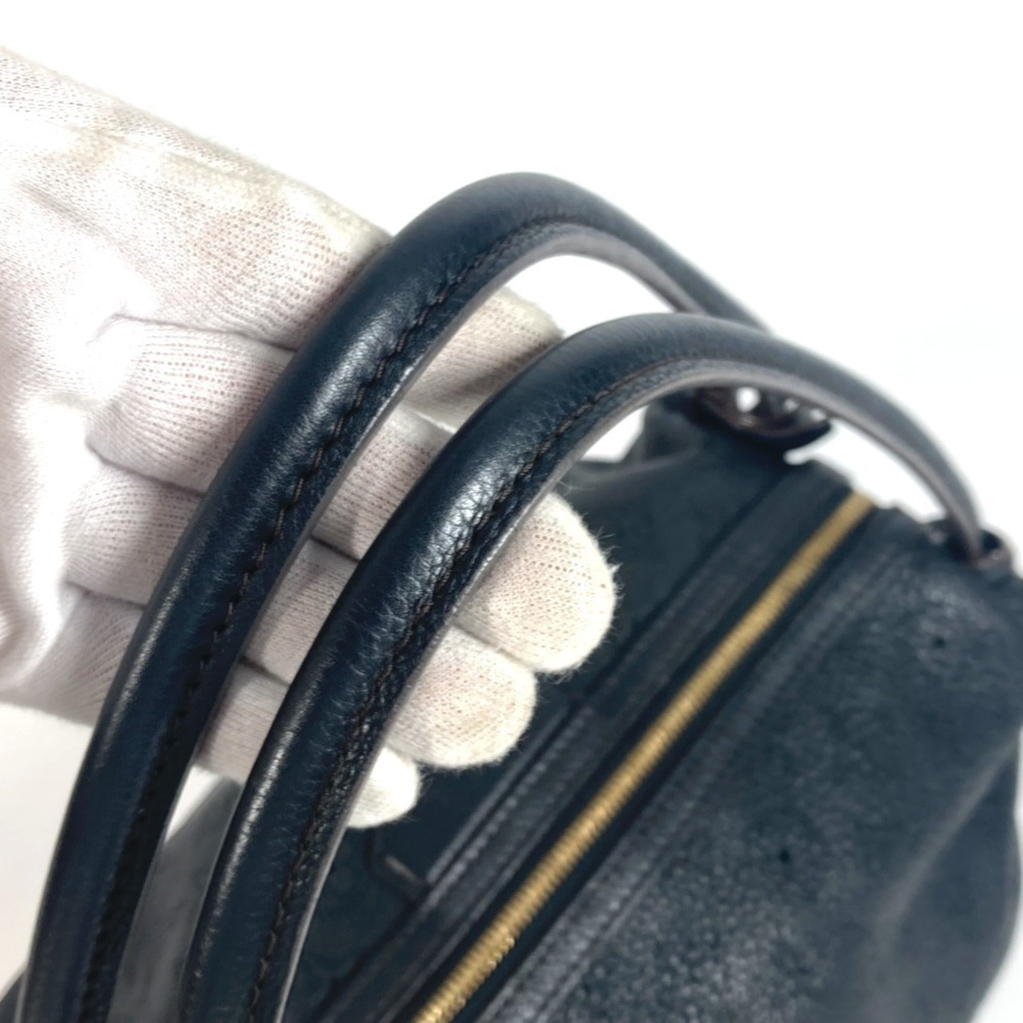 Louis Vuitton Mahina Black Noir Mahina Leather Shoulder Bag (Pre-Owned)