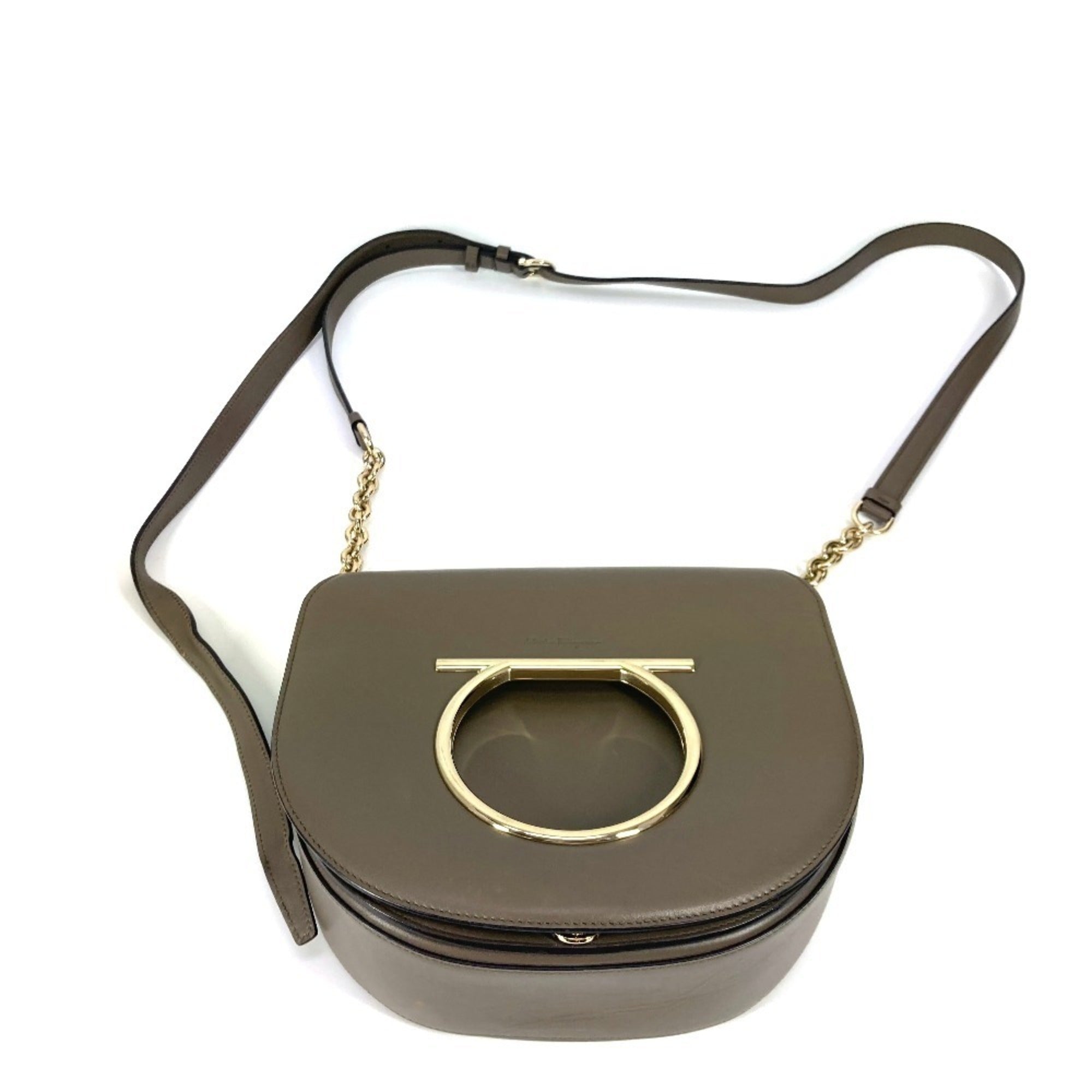 Salvatore Ferragamo Gancini Grayish Leather Clutch Bag Pochette Shoulder Bag (Pre-Owned)