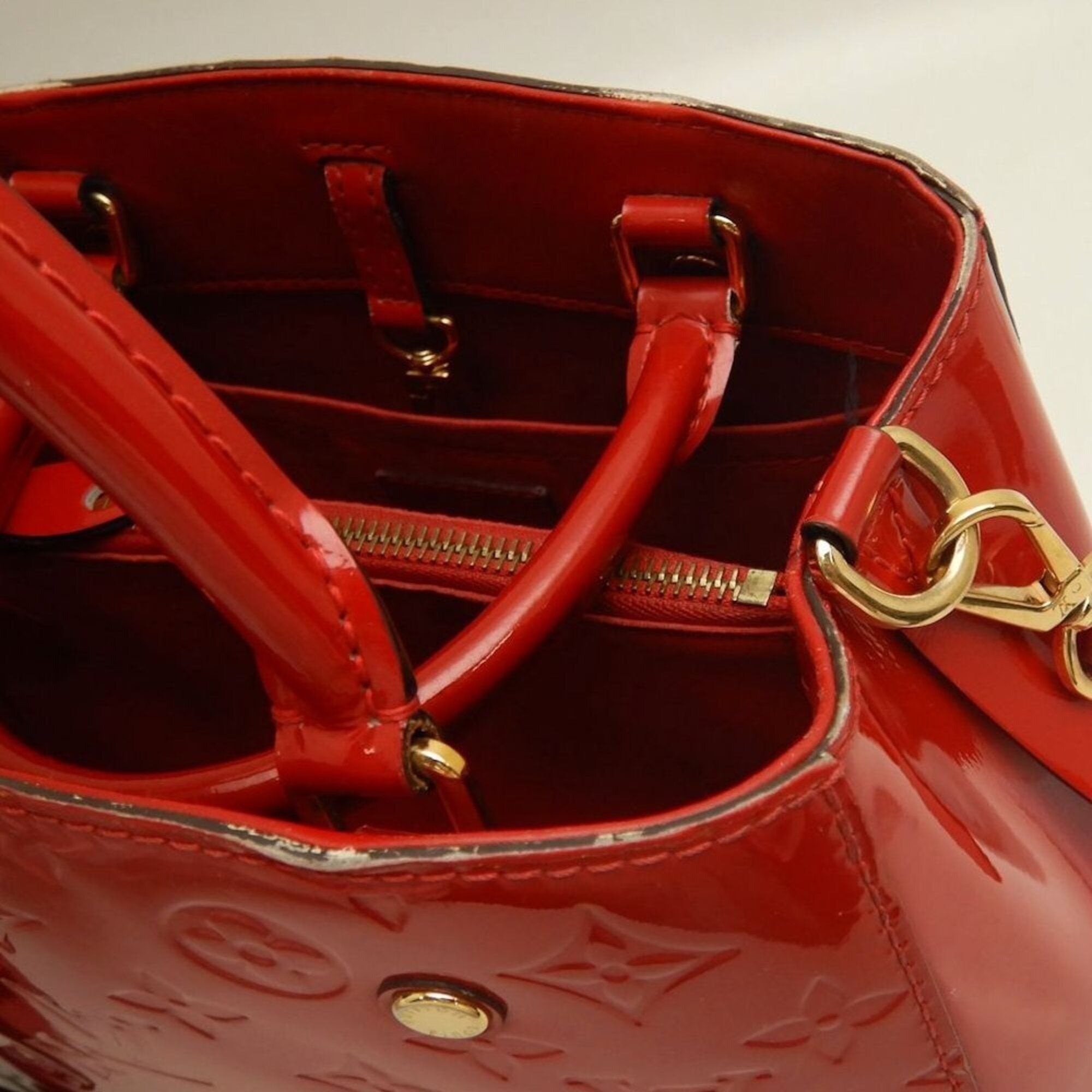 Louis Vuitton Cerise Patent Leather Handbag (Pre-Owned)