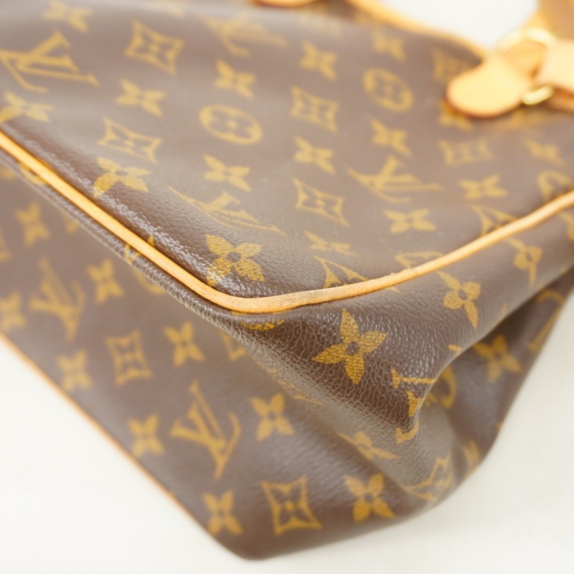 Louis Vuitton Brown Handbag (Pre-Owned)