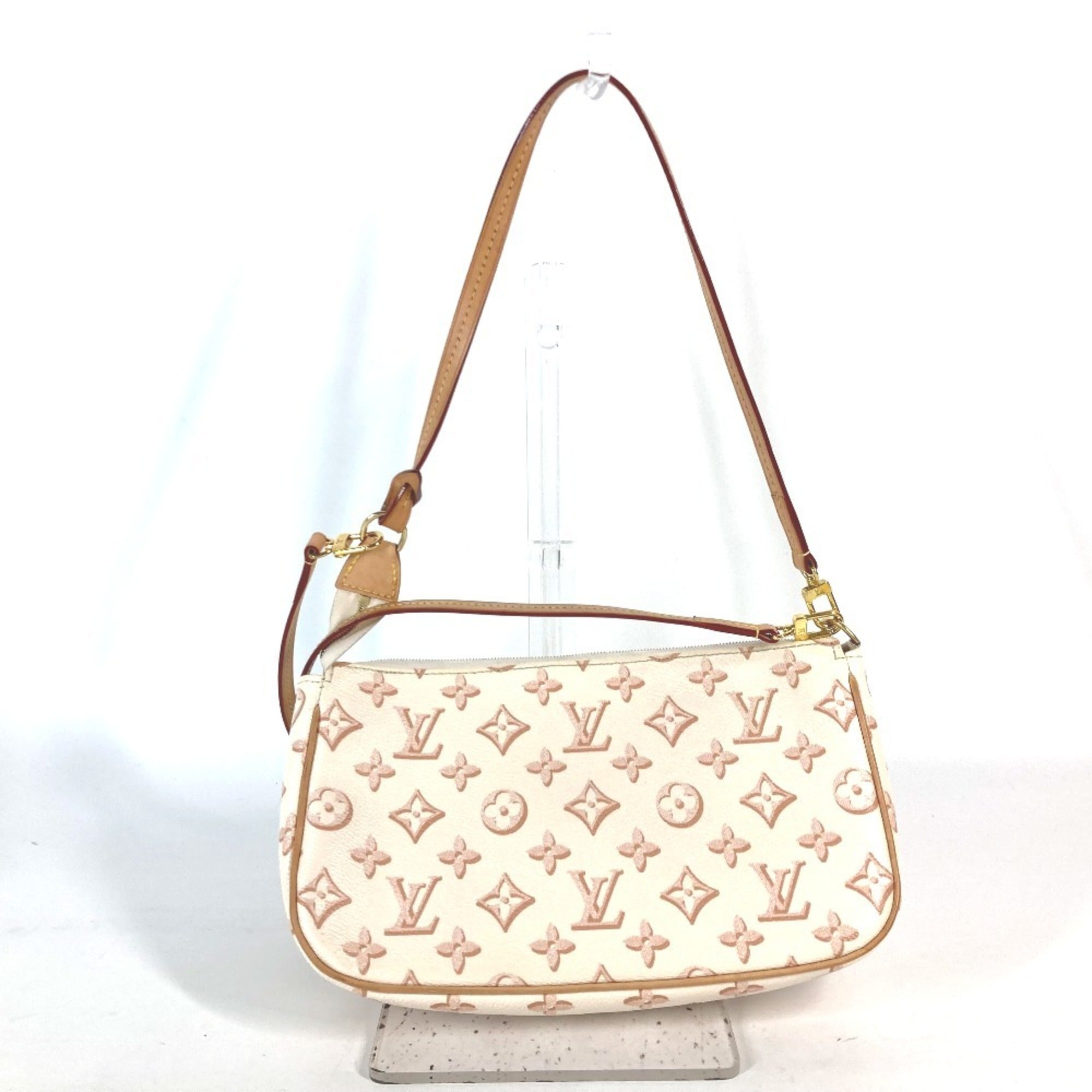 Louis Vuitton Beige Monogram Pochette Shoulder Bag (Pre-Owned)
