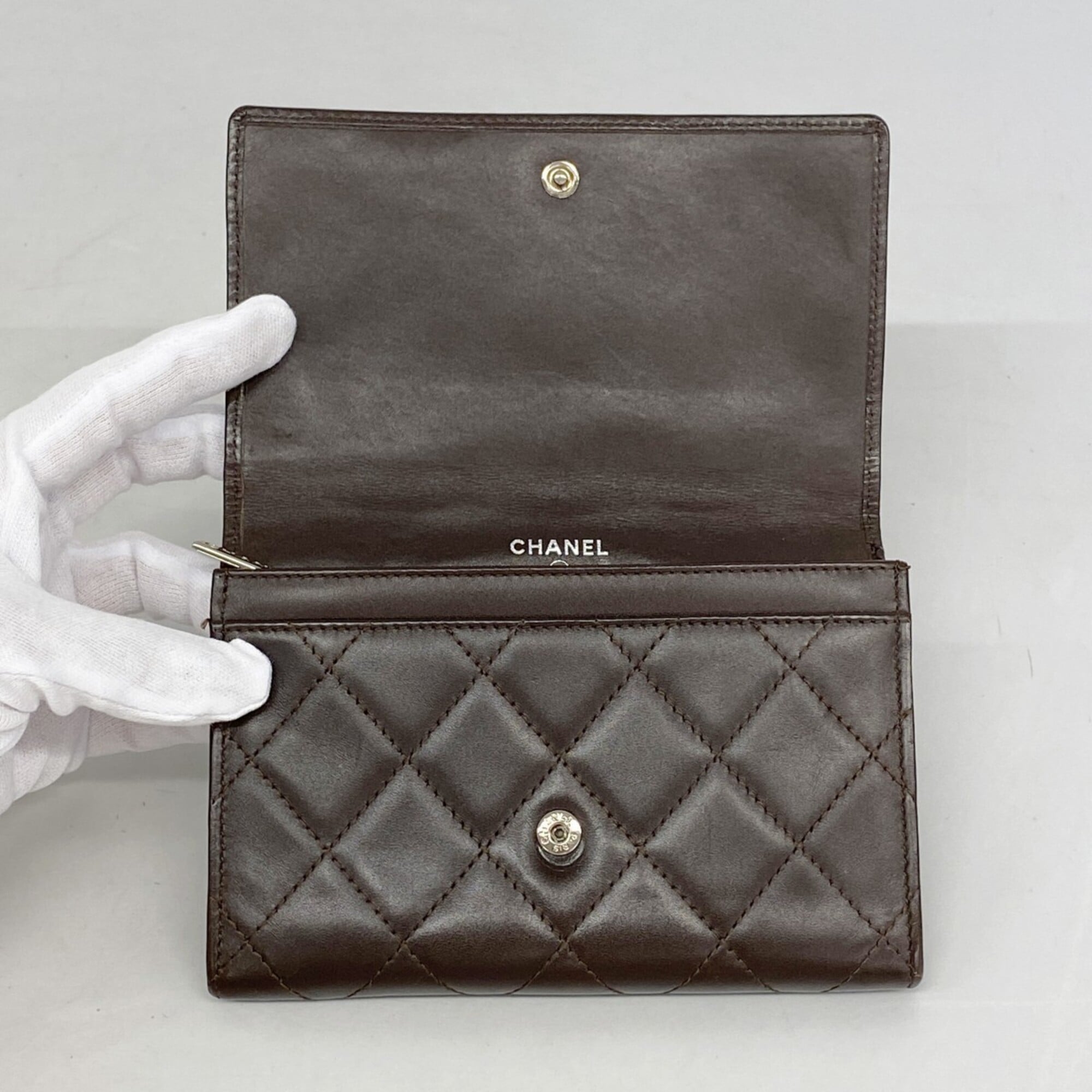 Chanel Dark Brown Leather Coin Purse/Coin Case (Pre-Owned)