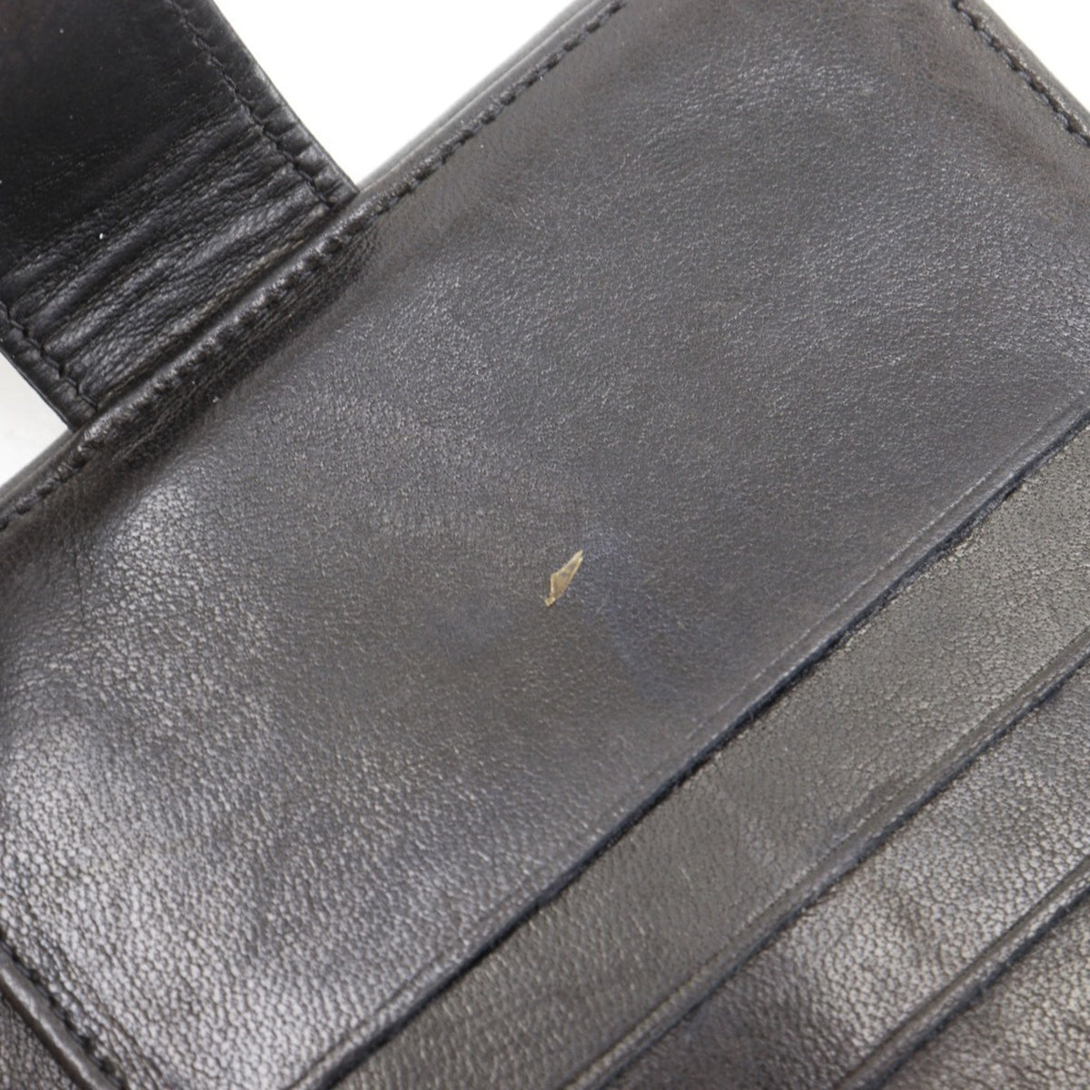 Chanel Black Leather Wallet (Bi-Fold) (Pre-Owned)