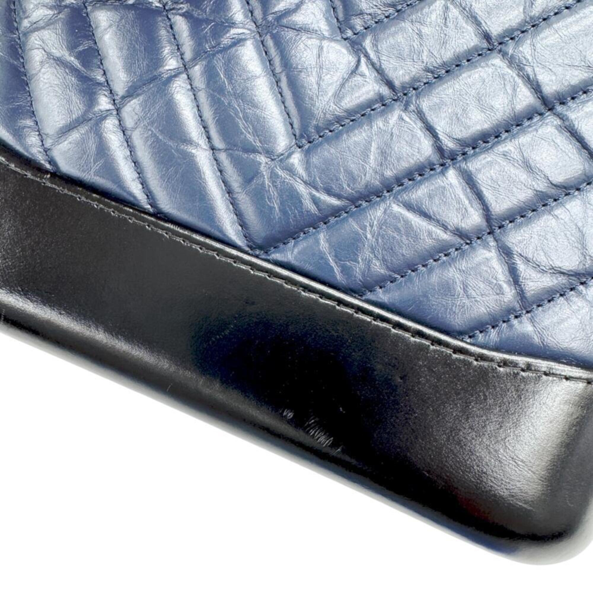 Chanel Black Navy Leather Shoulder Bag (Pre-Owned)