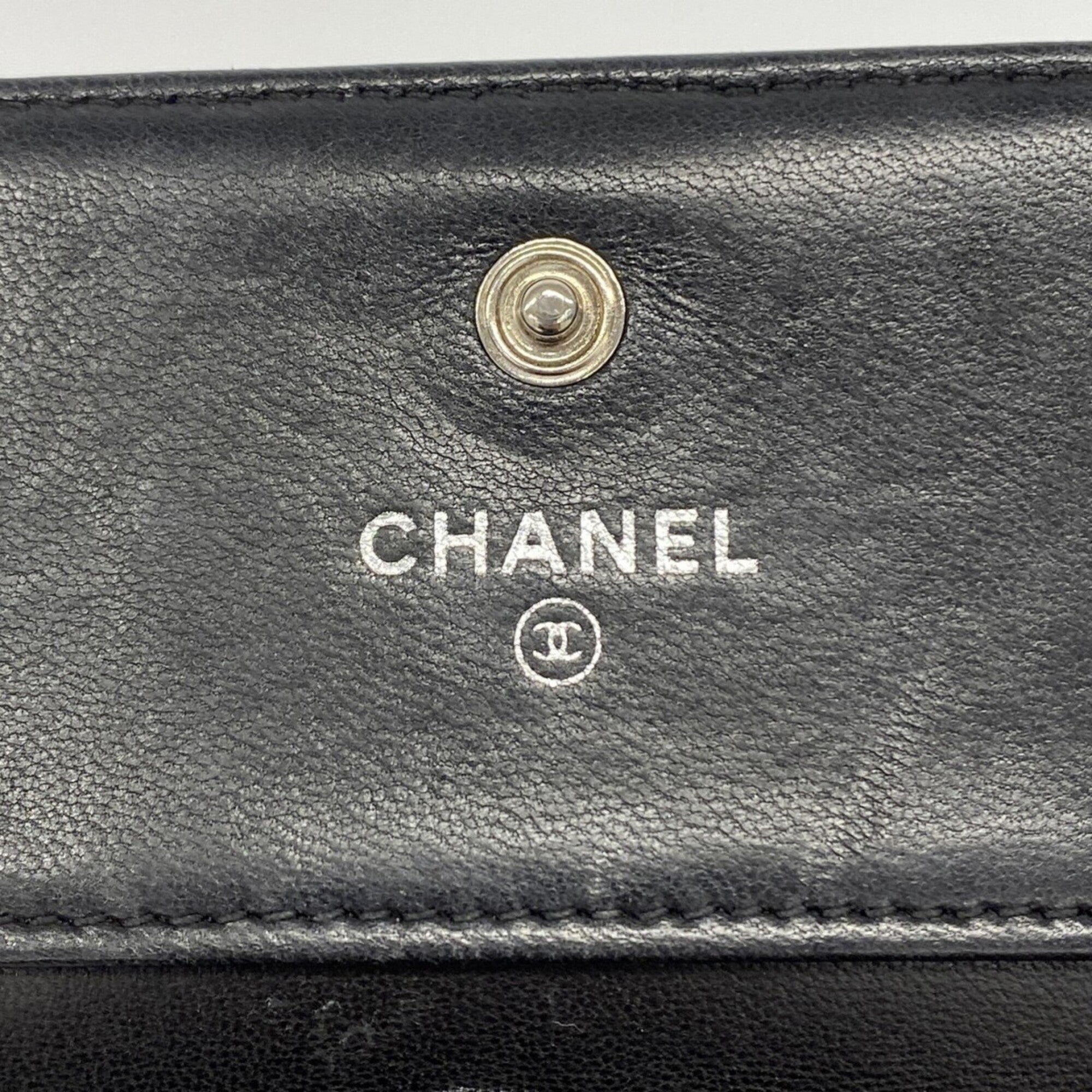Chanel Black Leather Wallet (Tri-Fold) (Pre-Owned)