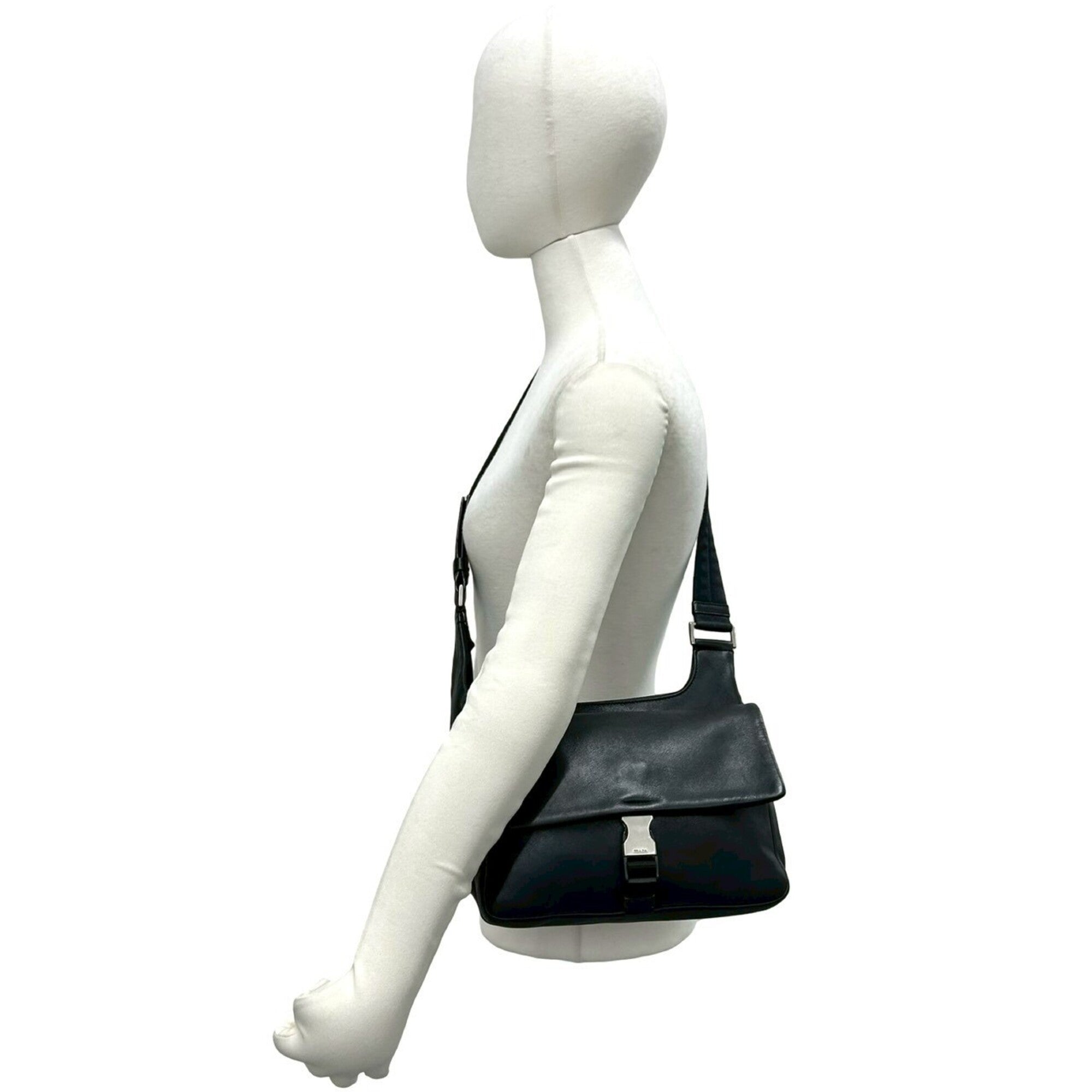 Prada Black Leather Nylon Pochette Shoulder Bag Sling Bag (Pre-Owned)