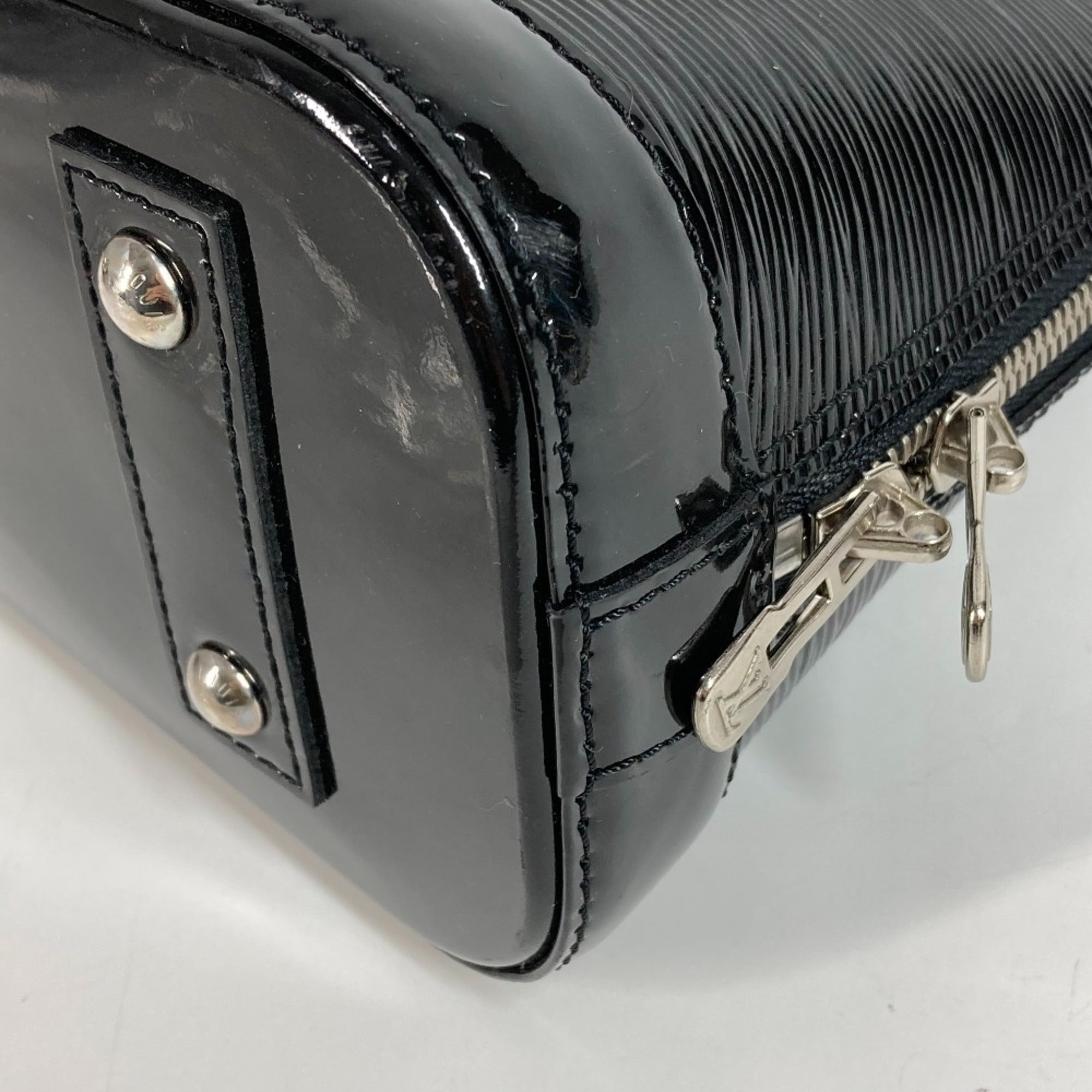 Louis Vuitton Epi Electric Black Noir Handbag Shoulder Bag (Pre-Owned)