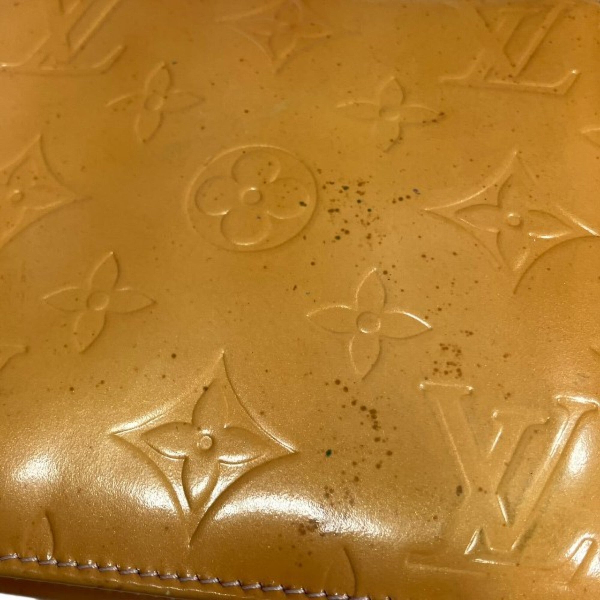 Louis Vuitton Beige Leather Handbag (Pre-Owned)