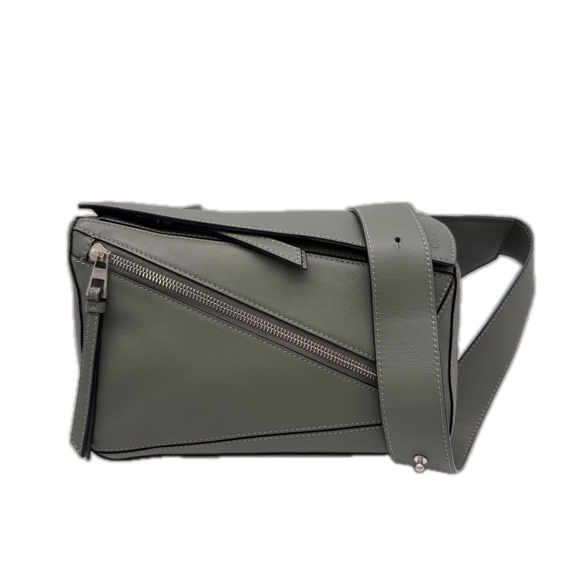Loewe Puzzle Green Leather Sling Bag (Pre-Owned)