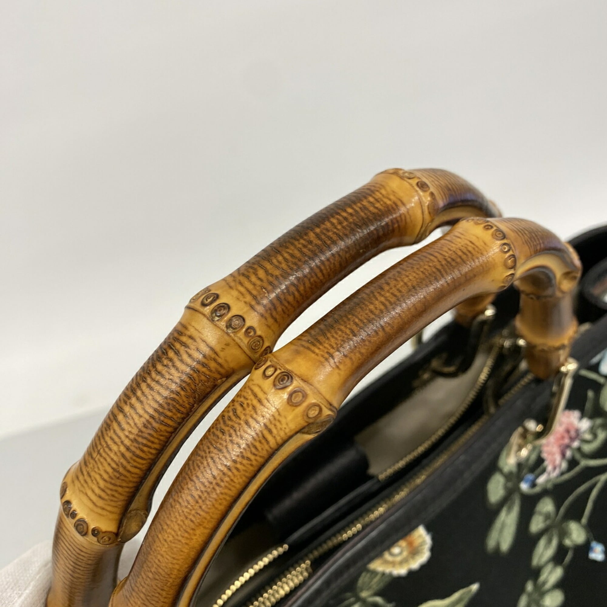 Gucci Black Multi-Color Canvas Tote Bag (Pre-Owned)