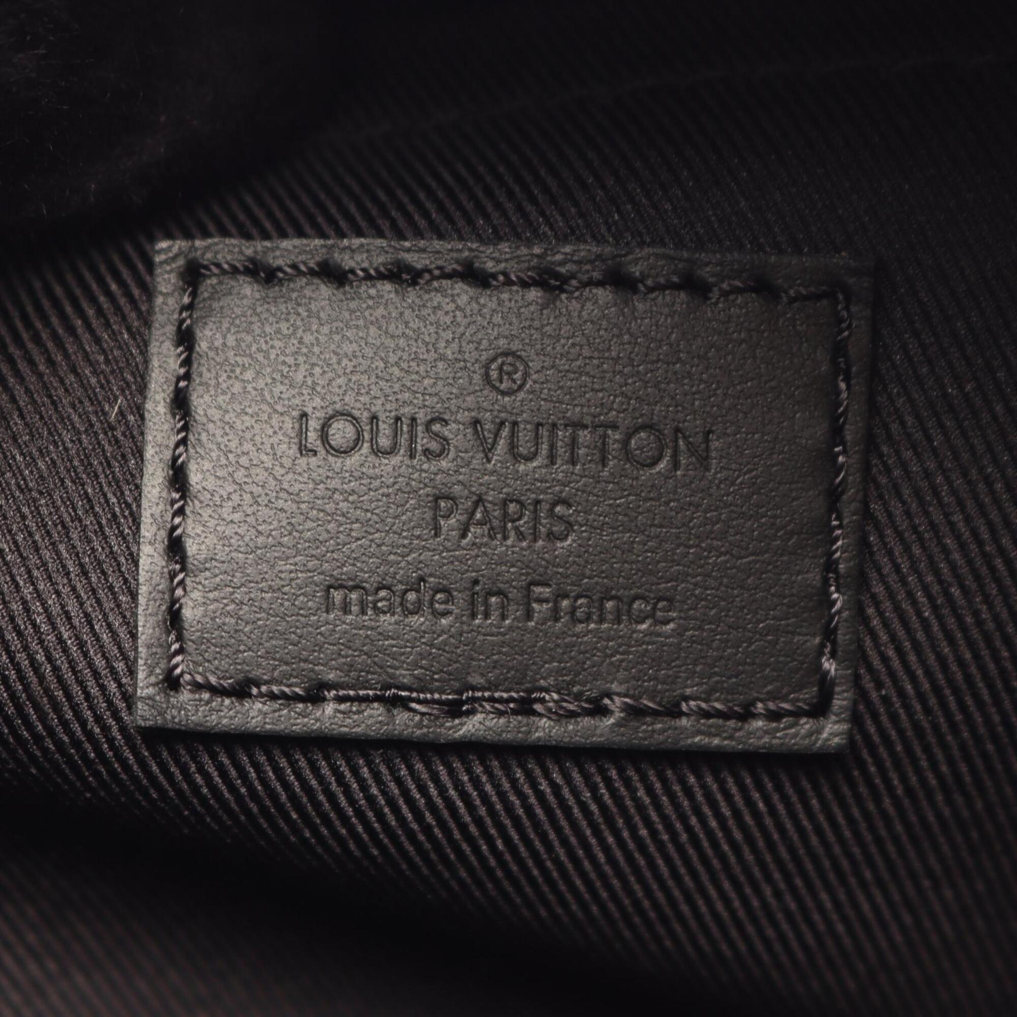Louis Vuitton Black Leather Handbag (Pre-Owned)