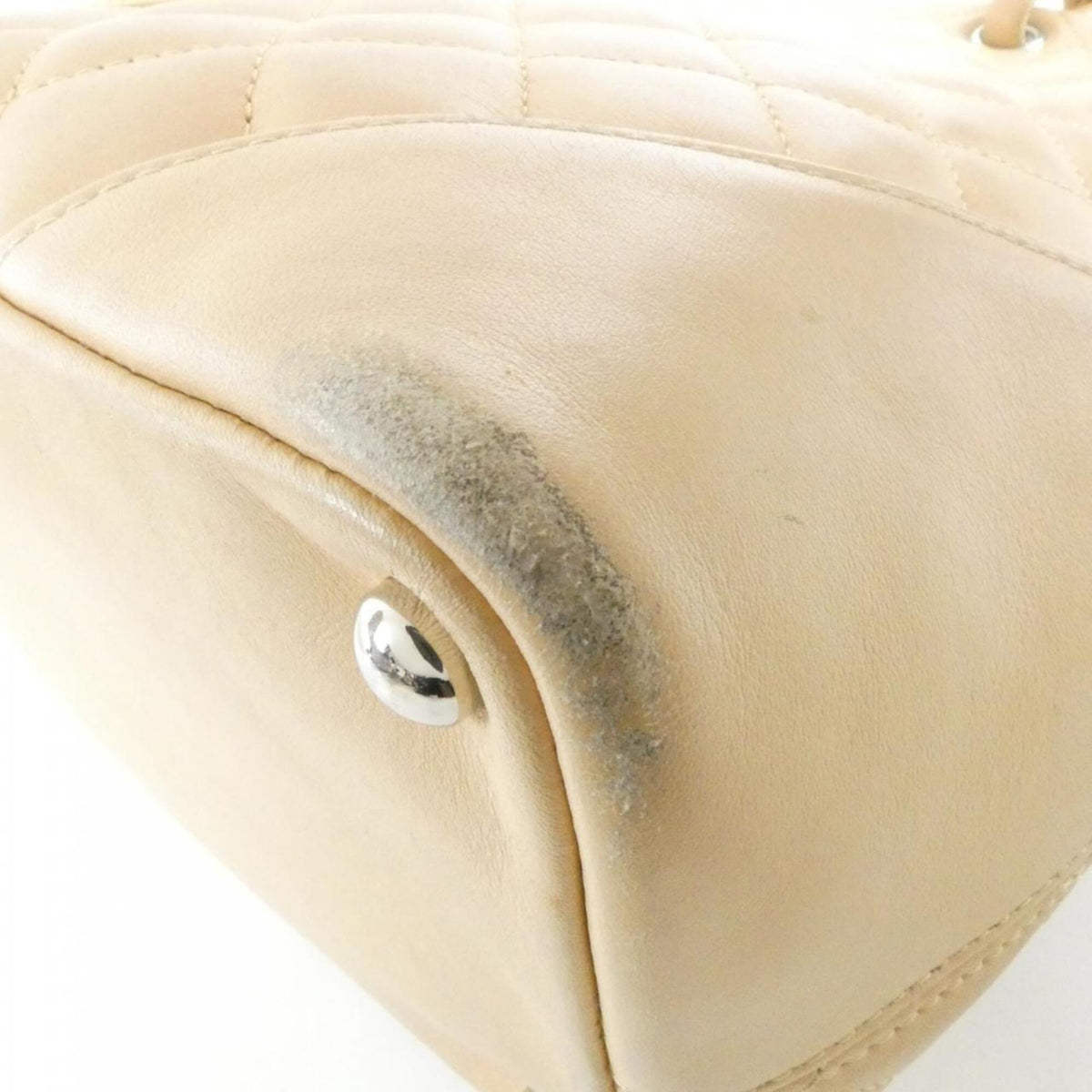Chanel Beige Leather Handbag (Pre-Owned)