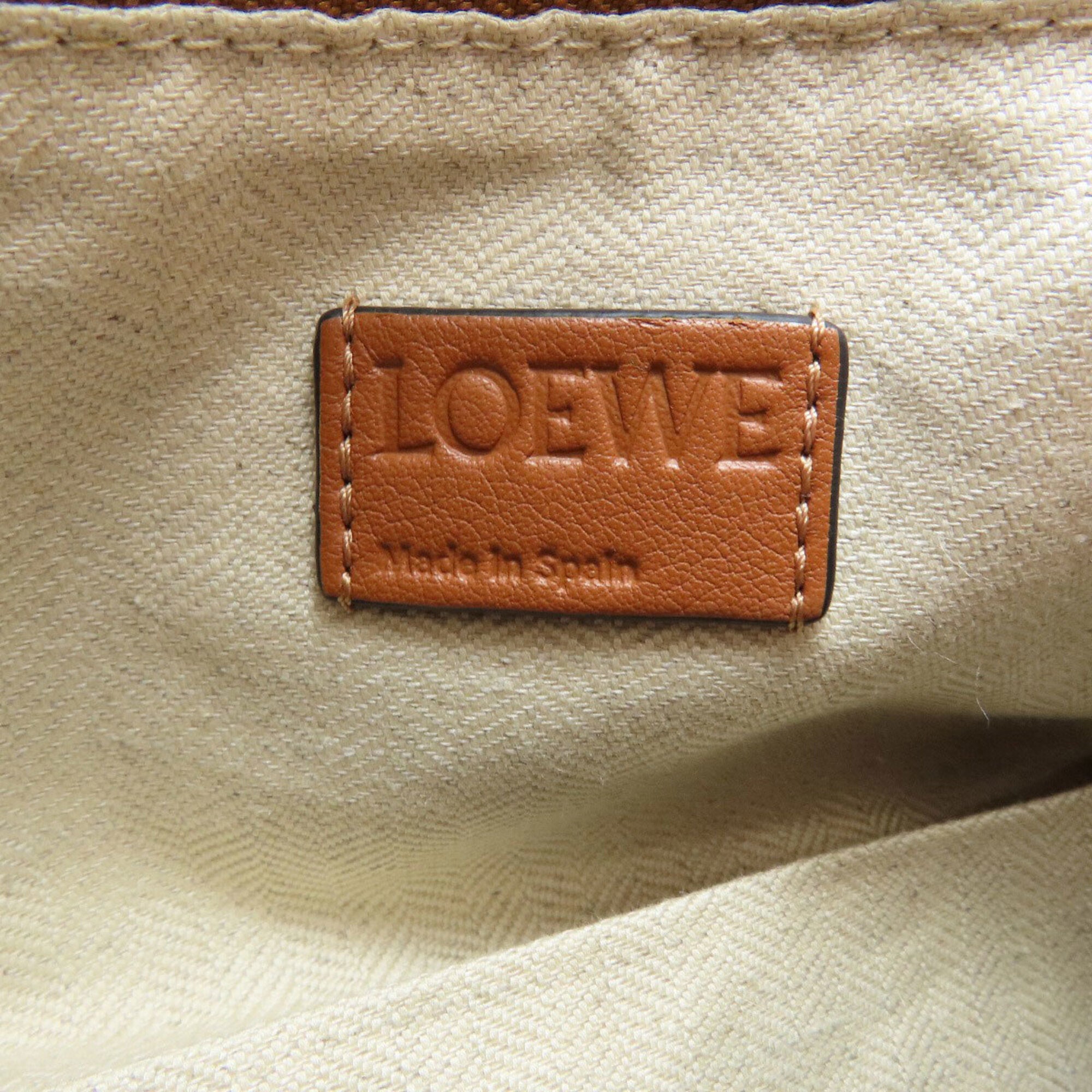 Loewe Brown Leather Handbag (Pre-Owned)