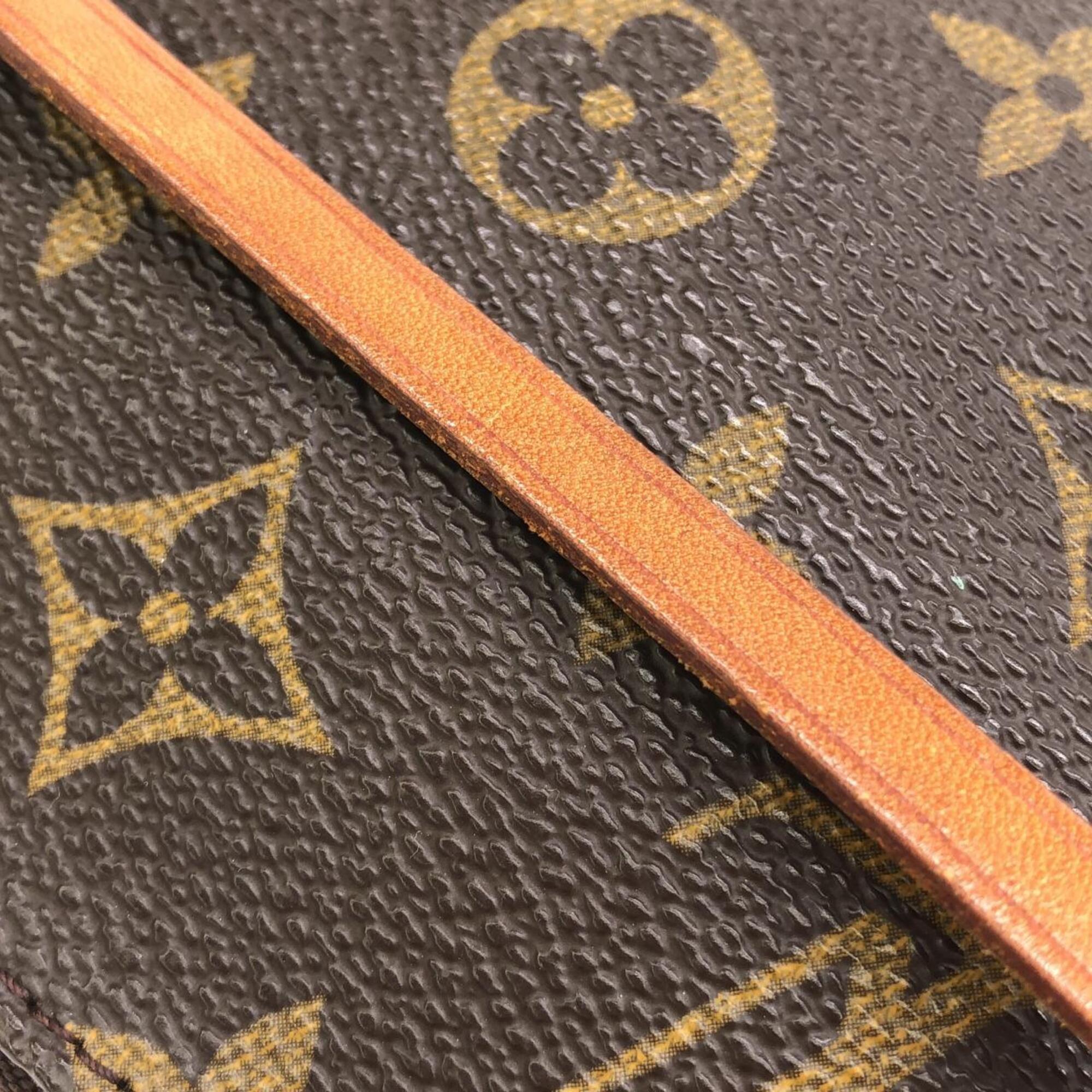 Louis Vuitton Marron Coated Canvas Pochette Pouch (Pre-Owned)