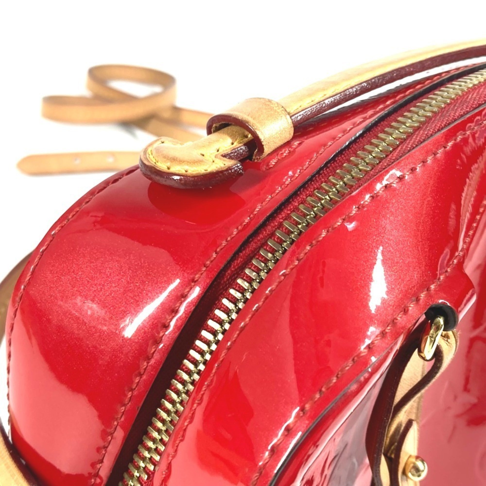Louis Vuitton Monogram Vernis Cerise Red Color Monogram Vernis Handbag Shoulder Bag (Pre-Owned)