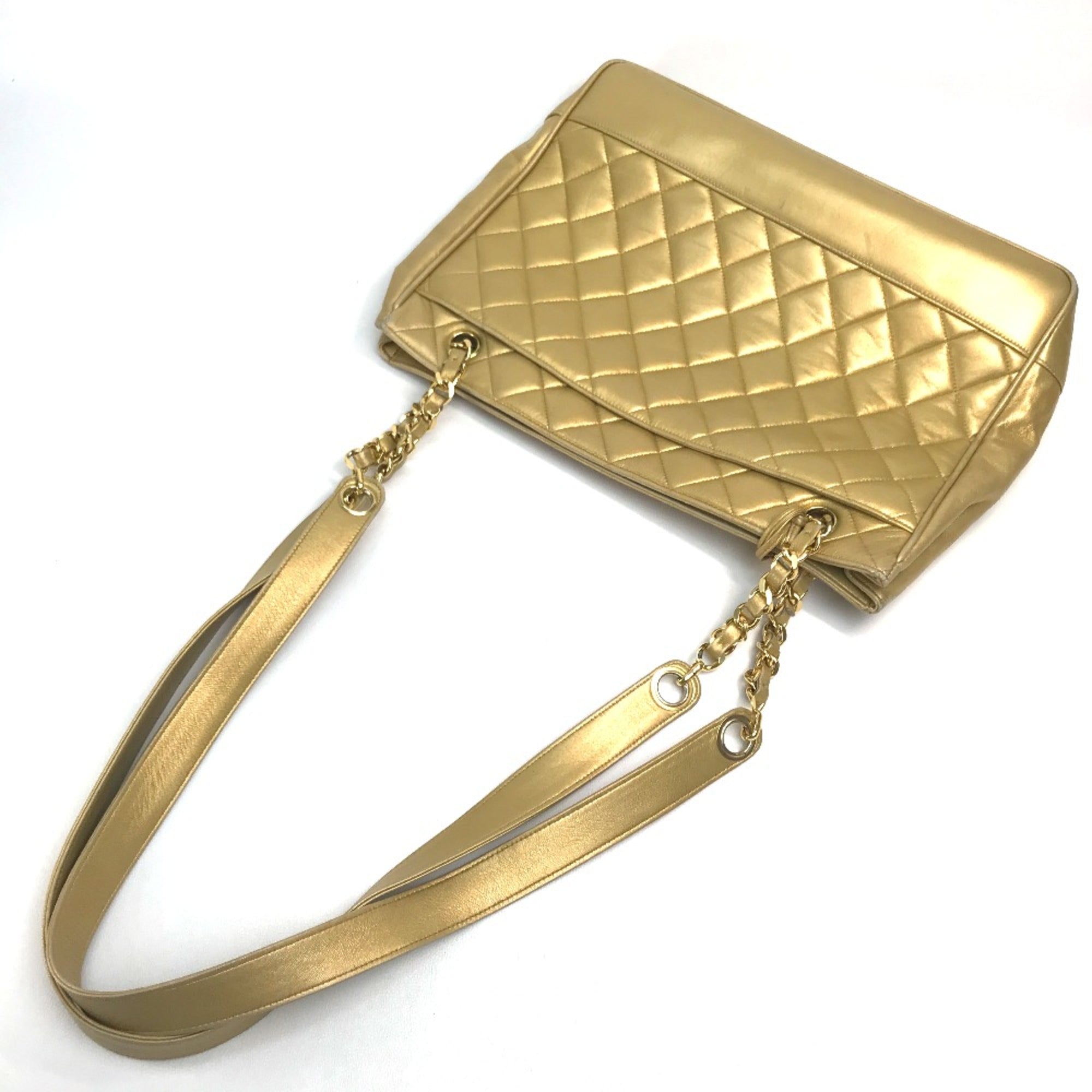 Chanel Gold Leather Shoulder Bag (Pre-Owned)