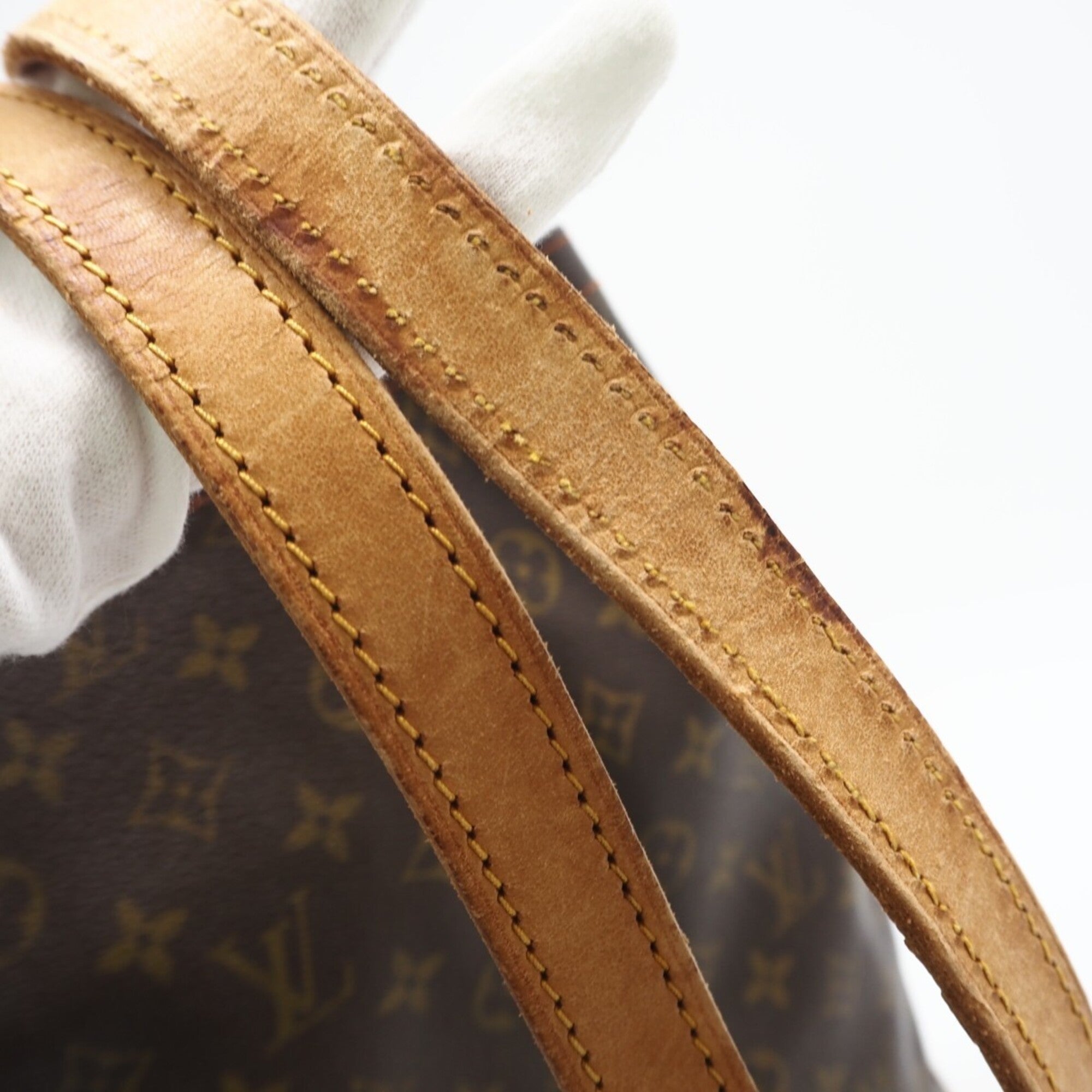 Louis Vuitton Brown Monogram Monogram Leather Shoulder Bag (Pre-Owned)