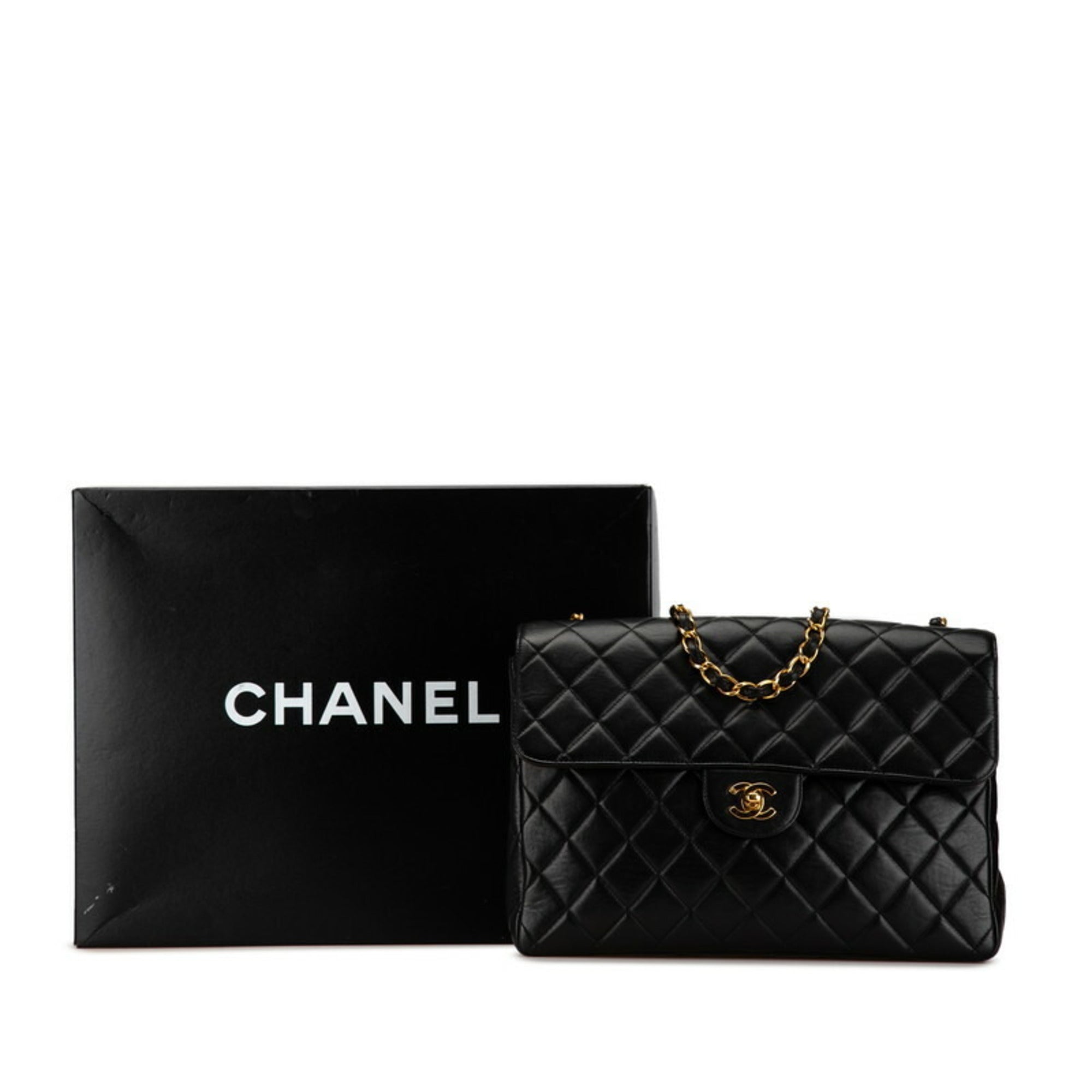 Chanel Black Leather Shoulder Bag (Pre-Owned)