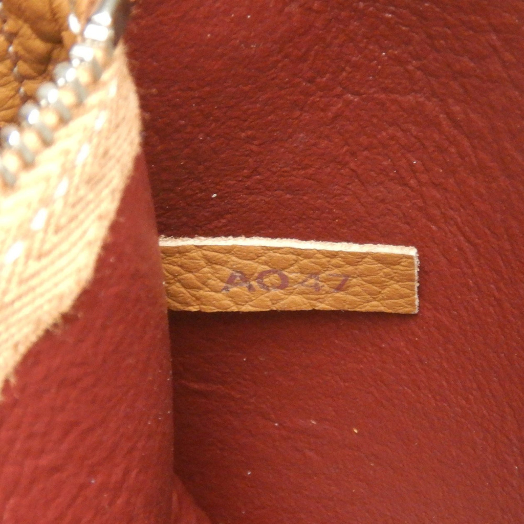 Tod's Brown Leather Handbag (Pre-Owned)