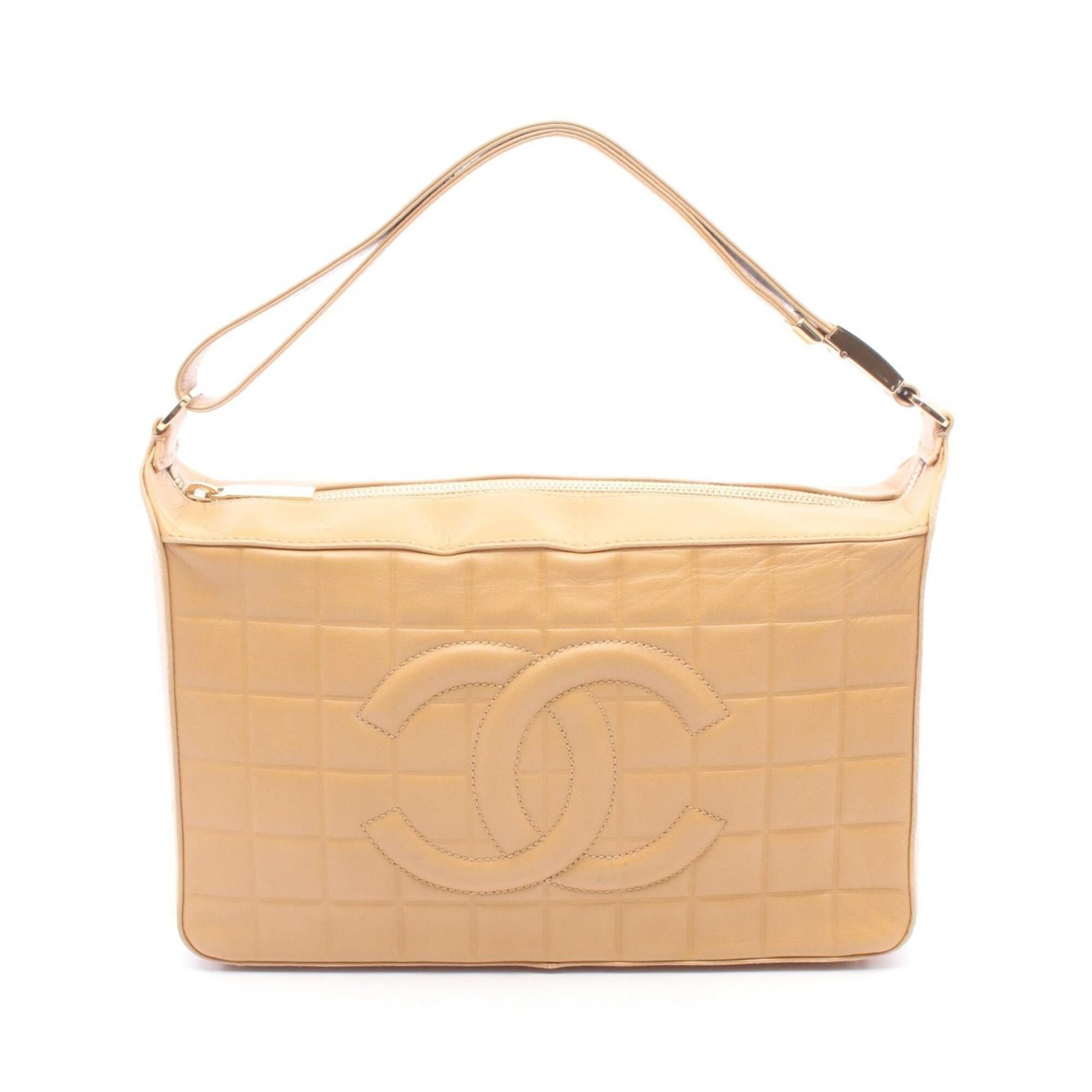 Chanel Brown Leather Handbag Shoulder Bag (Pre-Owned)
