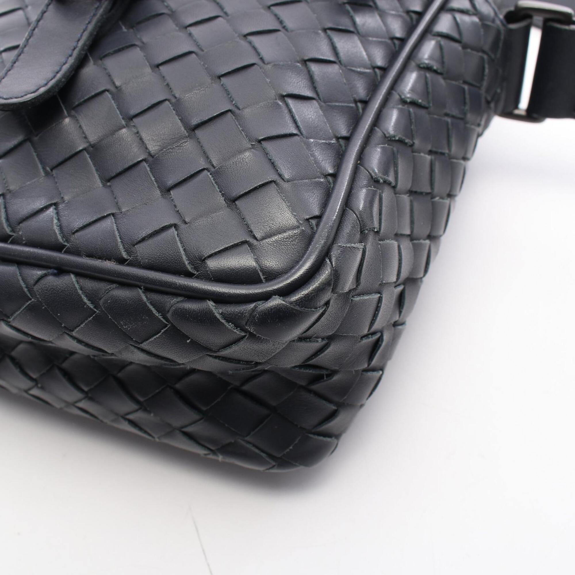 Bottega Veneta Intrecciato Navy Leather Handbag Shoulder Bag (Pre-Owned)