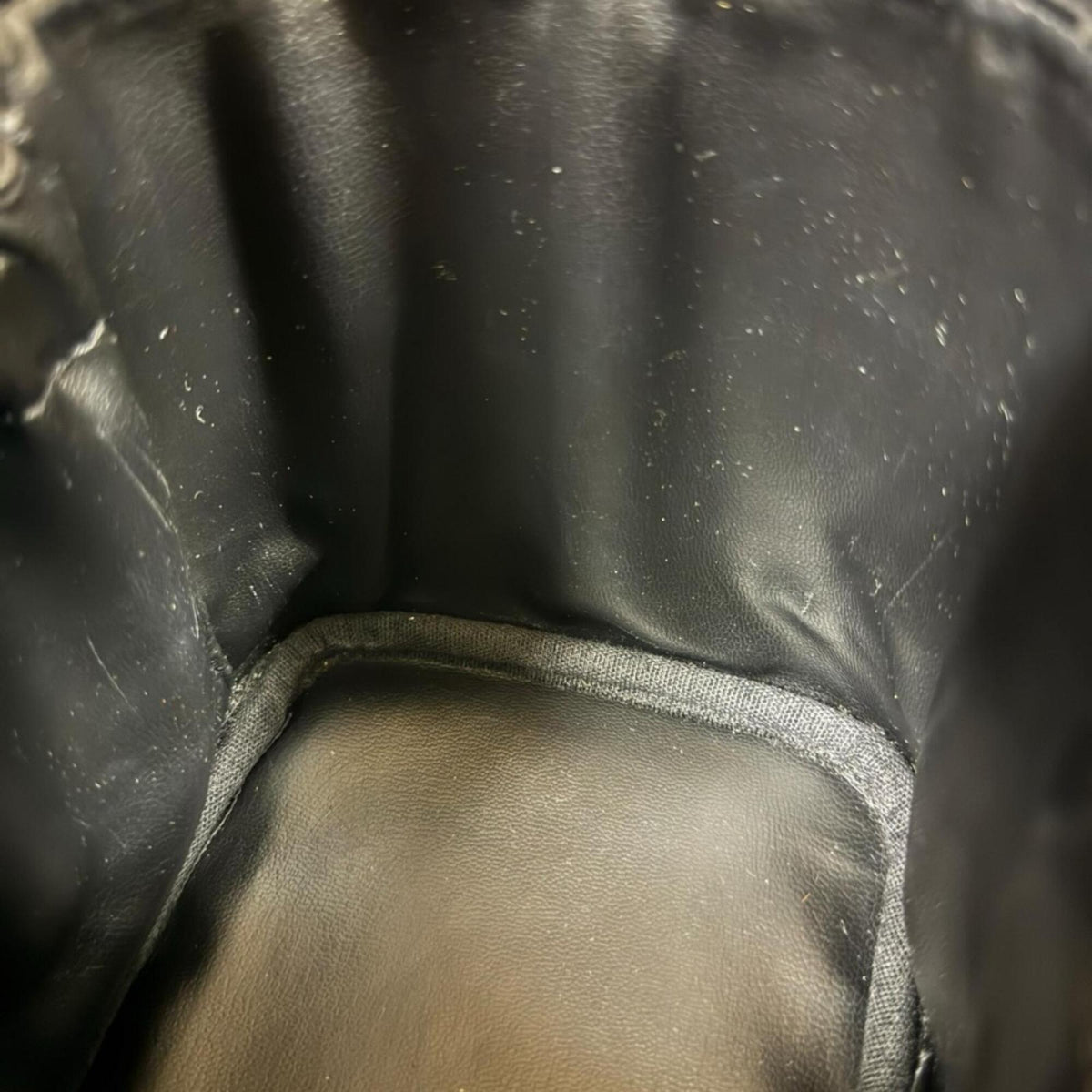 Chanel Black Grained Calfskin Handbag Vanity Bag (Pre-Owned)