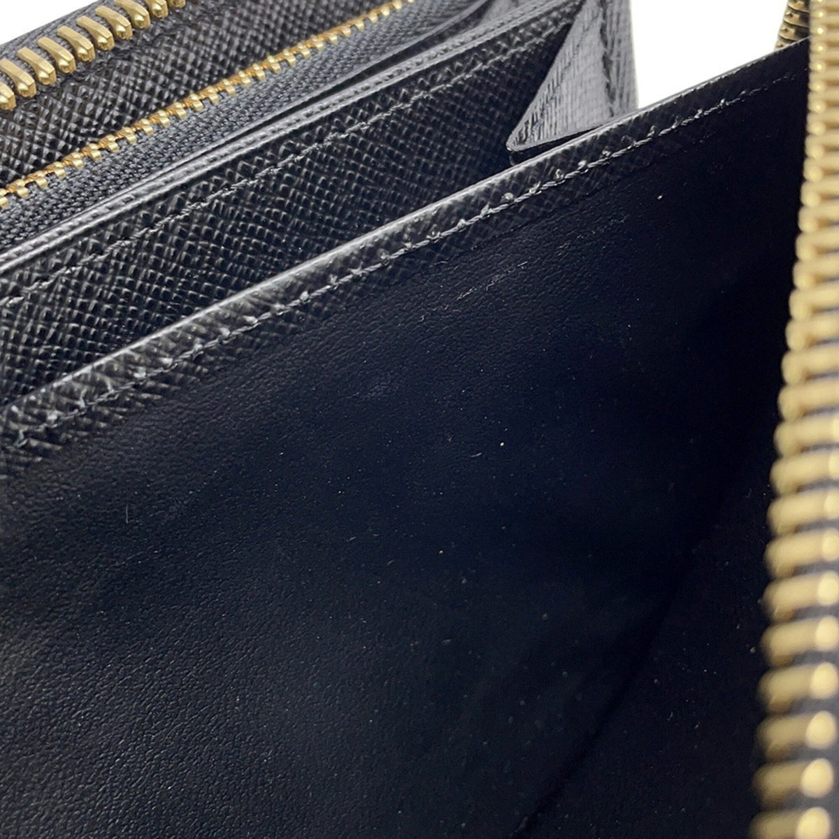 Louis Vuitton Epi Black Epi Leather Long Wallet (Bi-Fold) (Pre-Owned)
