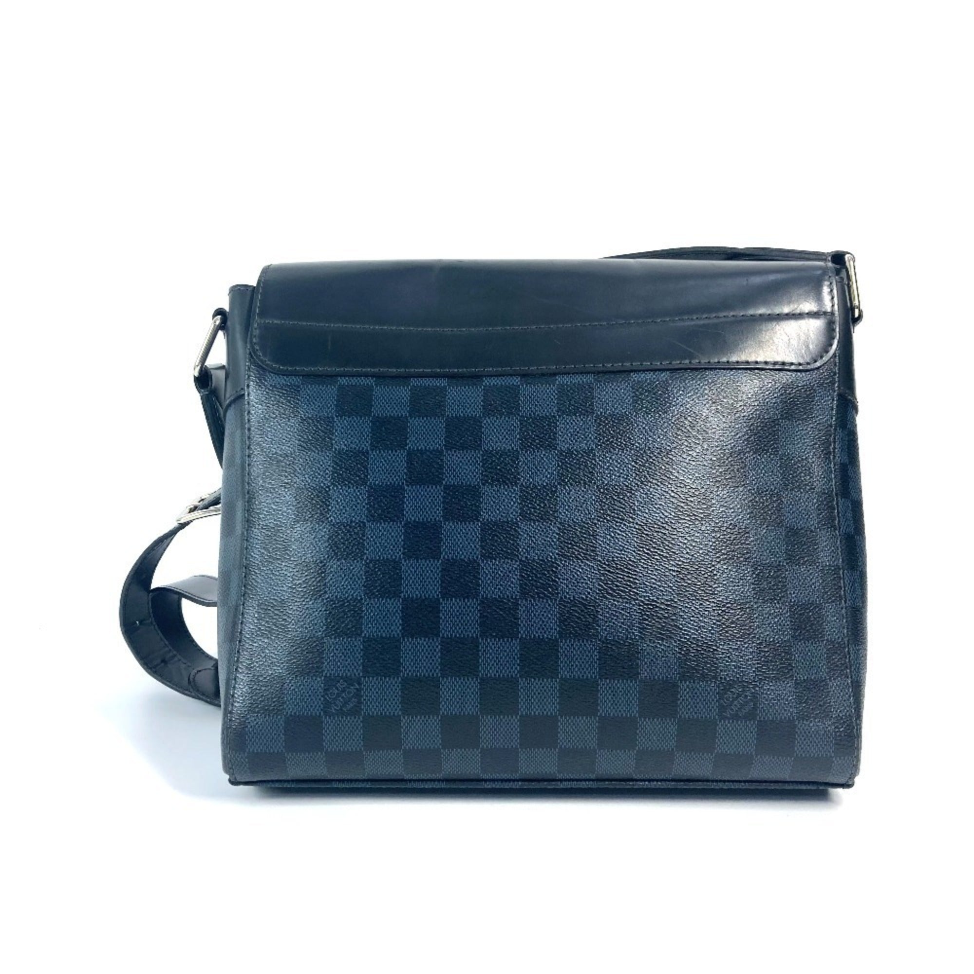 Louis Vuitton Navy Canvas Pochette Shoulder Bag (Pre-Owned)