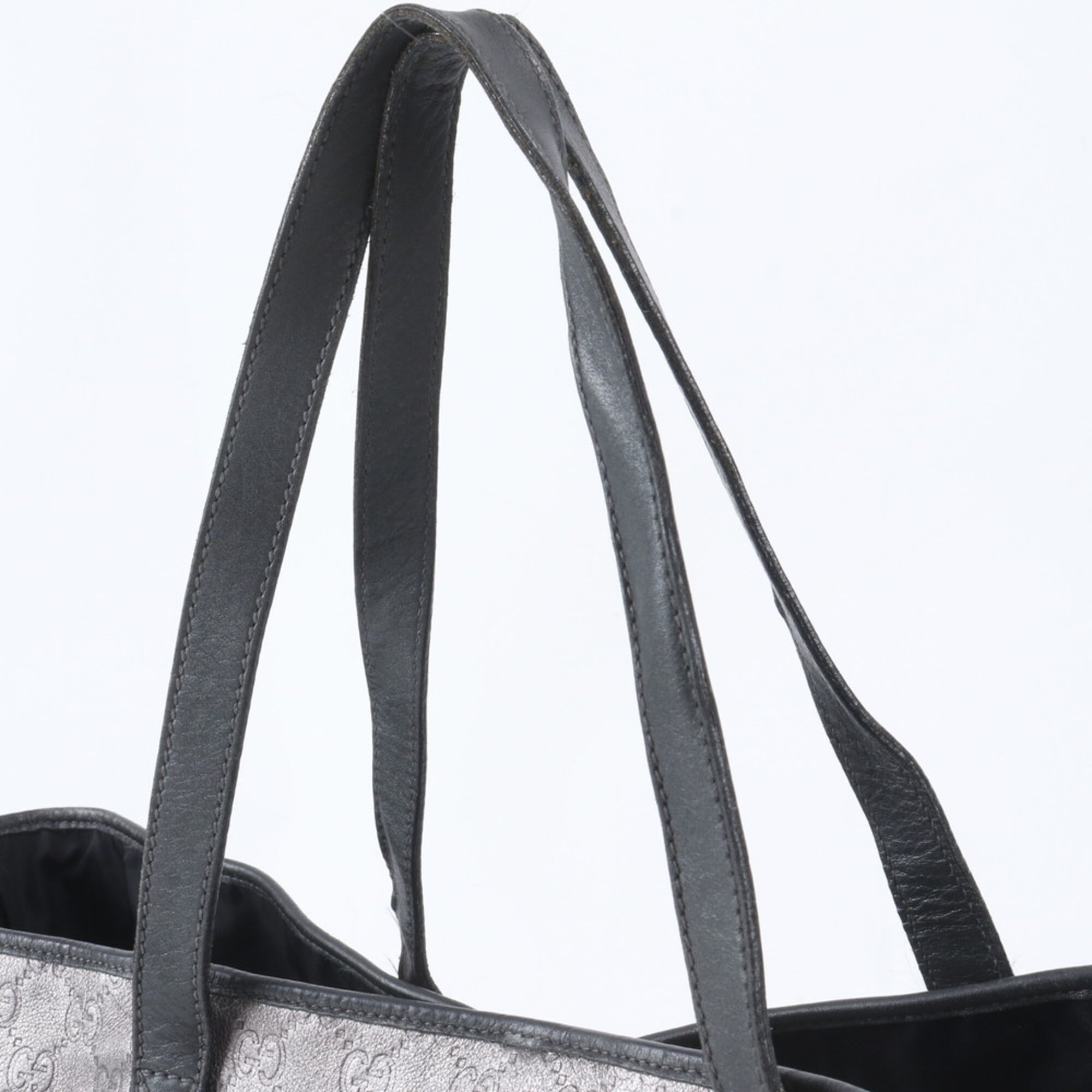 Gucci Black Leather Shoulder Bag (Pre-Owned)