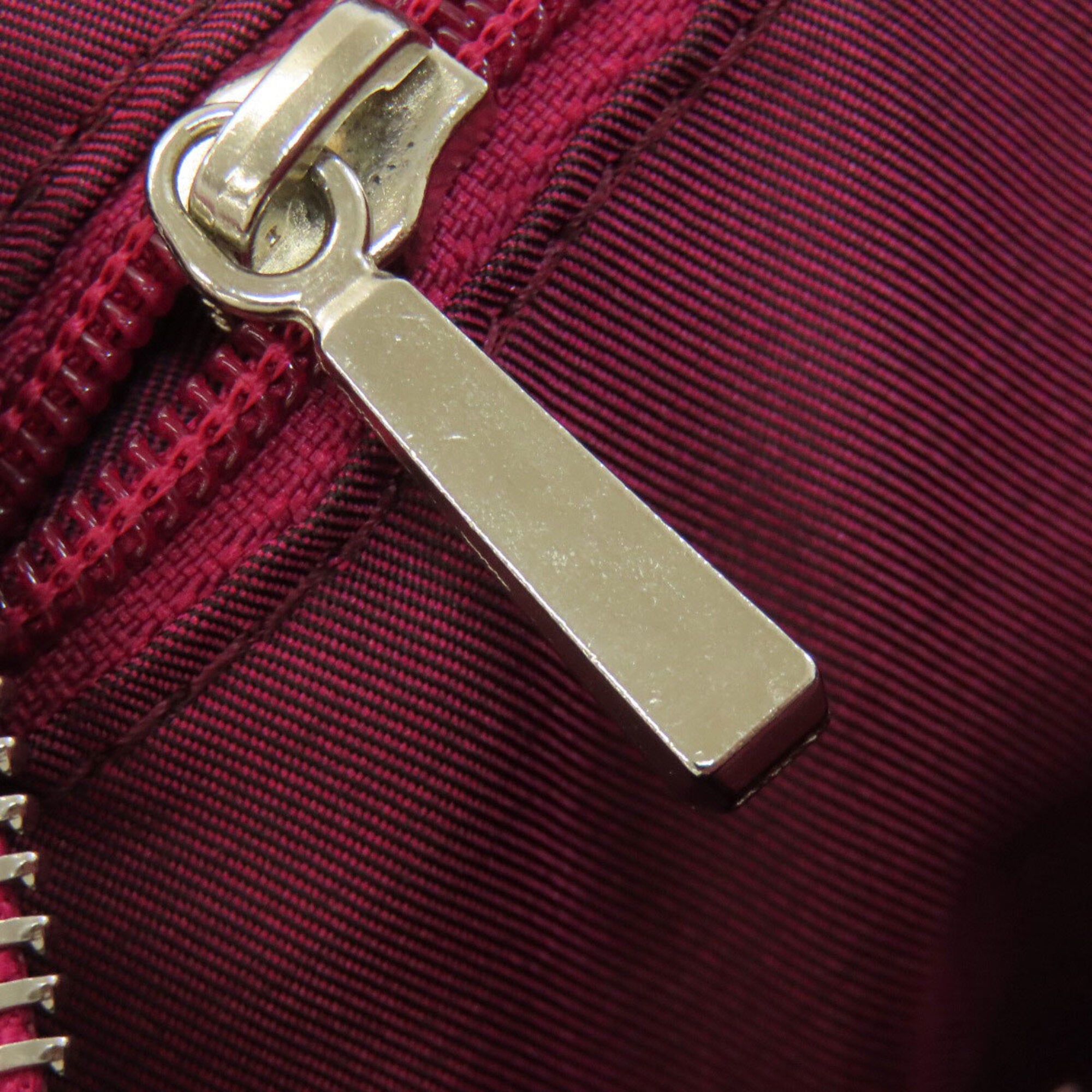 Longchamp Pink Nylon Handbag (Pre-Owned)