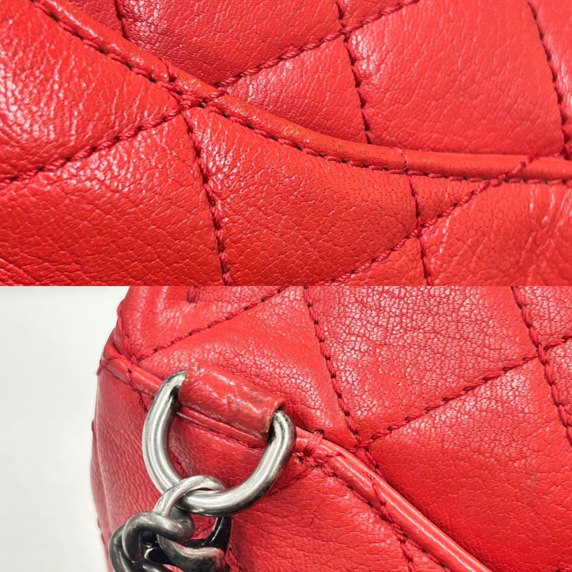 Chanel Red Color Leather Shoulder Bag (Pre-Owned)