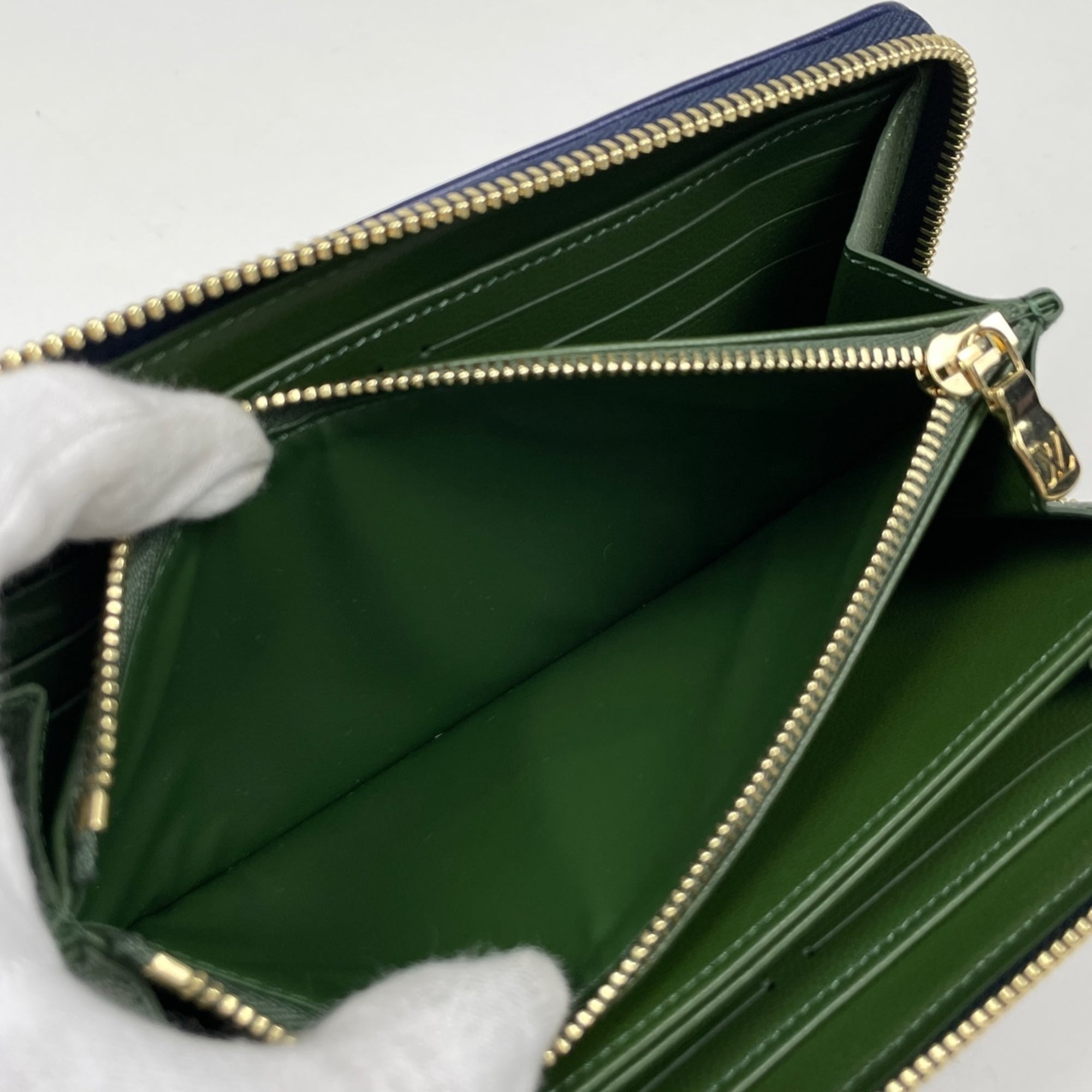 Louis Vuitton Navy Leather Long Wallet (Bi-Fold) (Pre-Owned)