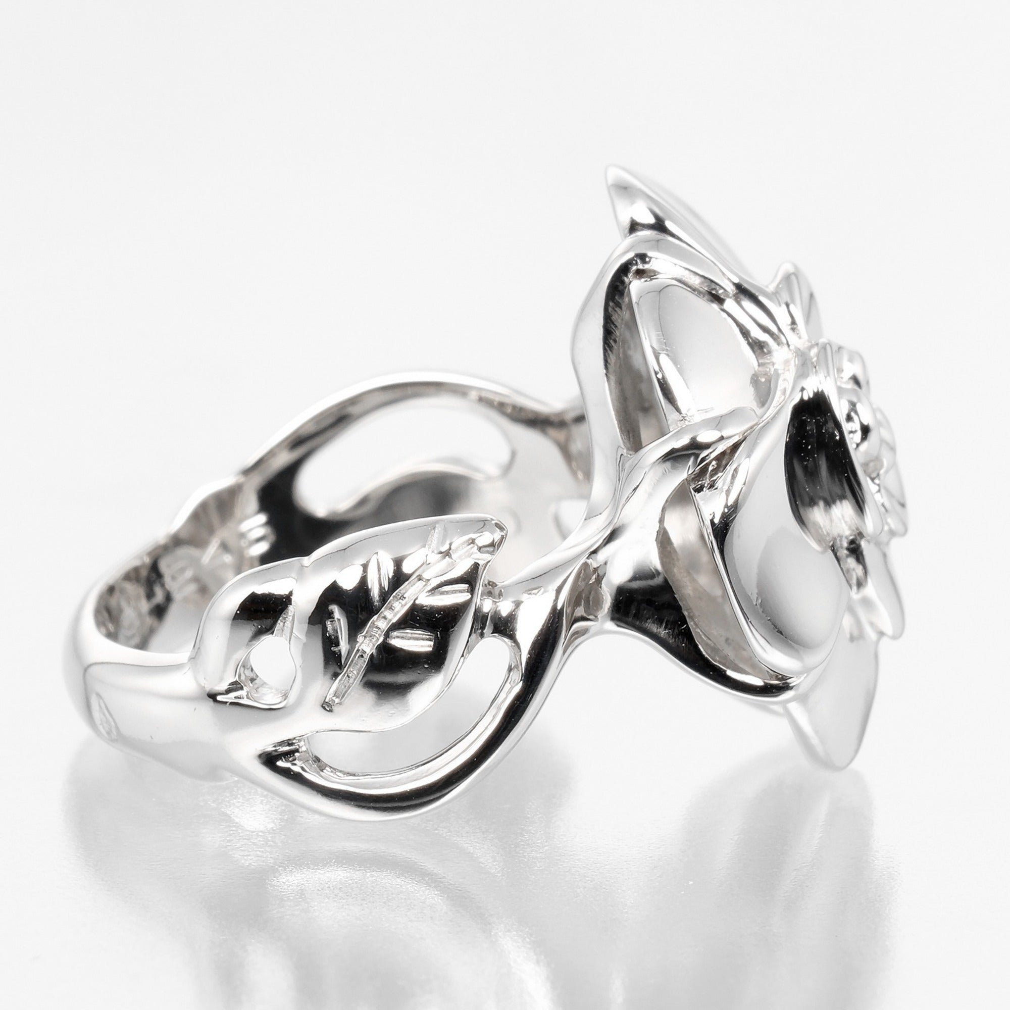 Chanel Camellia White Gold White Gold (18K) Band Ring (Pre-Owned)