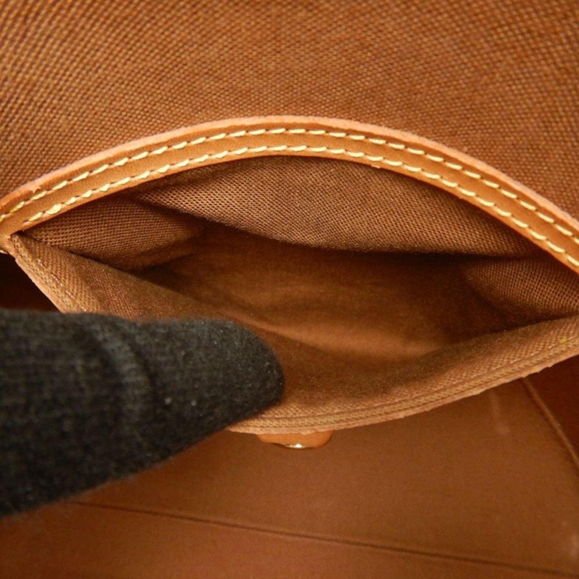 Louis Vuitton Brown Monogram Canvas Handbag (Pre-Owned)
