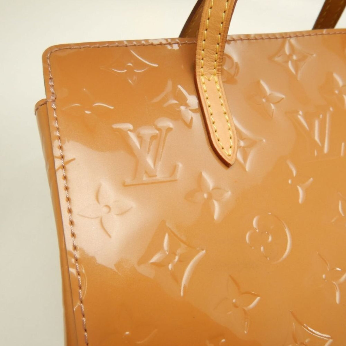 Louis Vuitton Monogram Vernis Rose Velours Monogram Vernis Handbag (Pre-Owned)