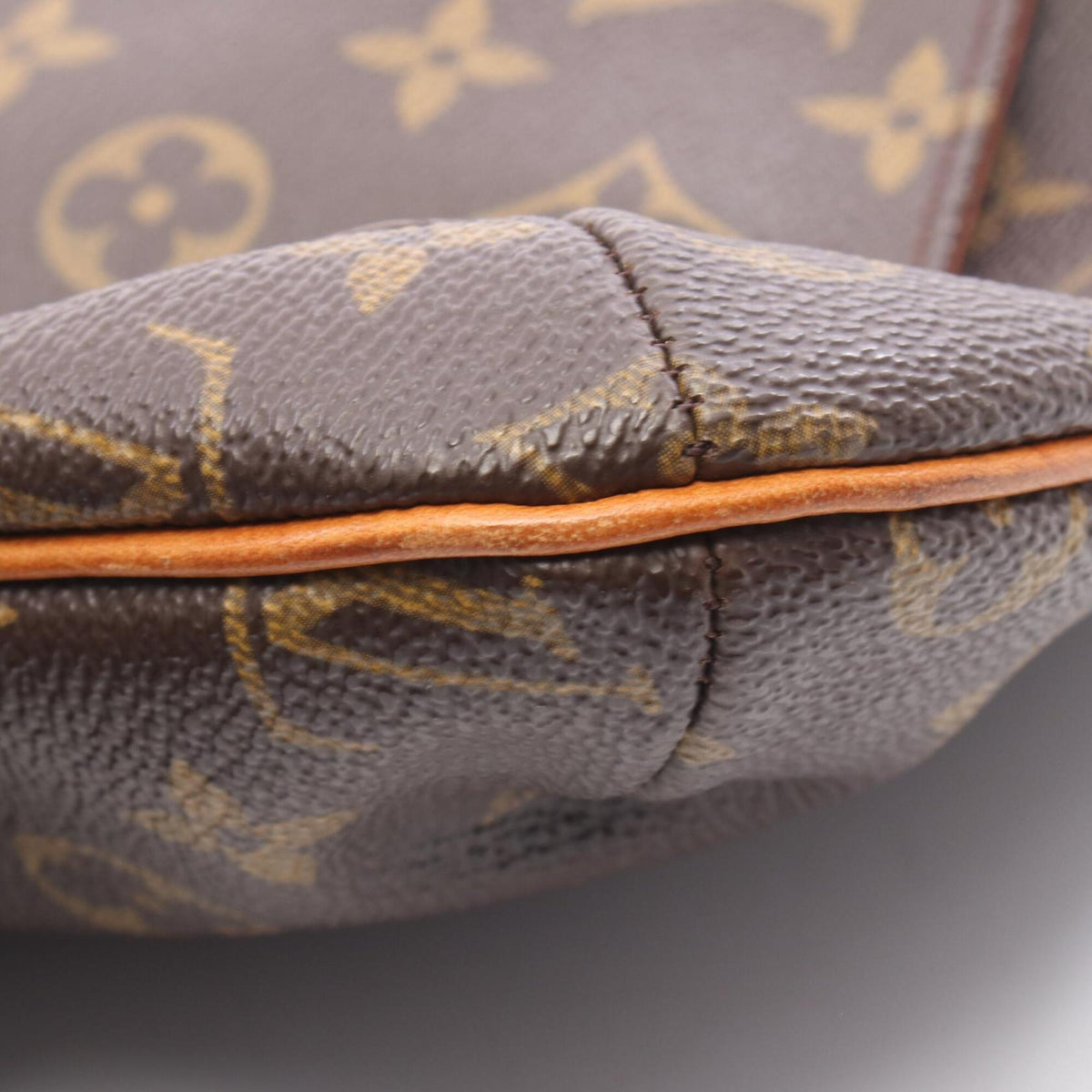 Louis Vuitton Brown Coated Canvas Leather Handbag Shoulder Bag (Pre-Owned)