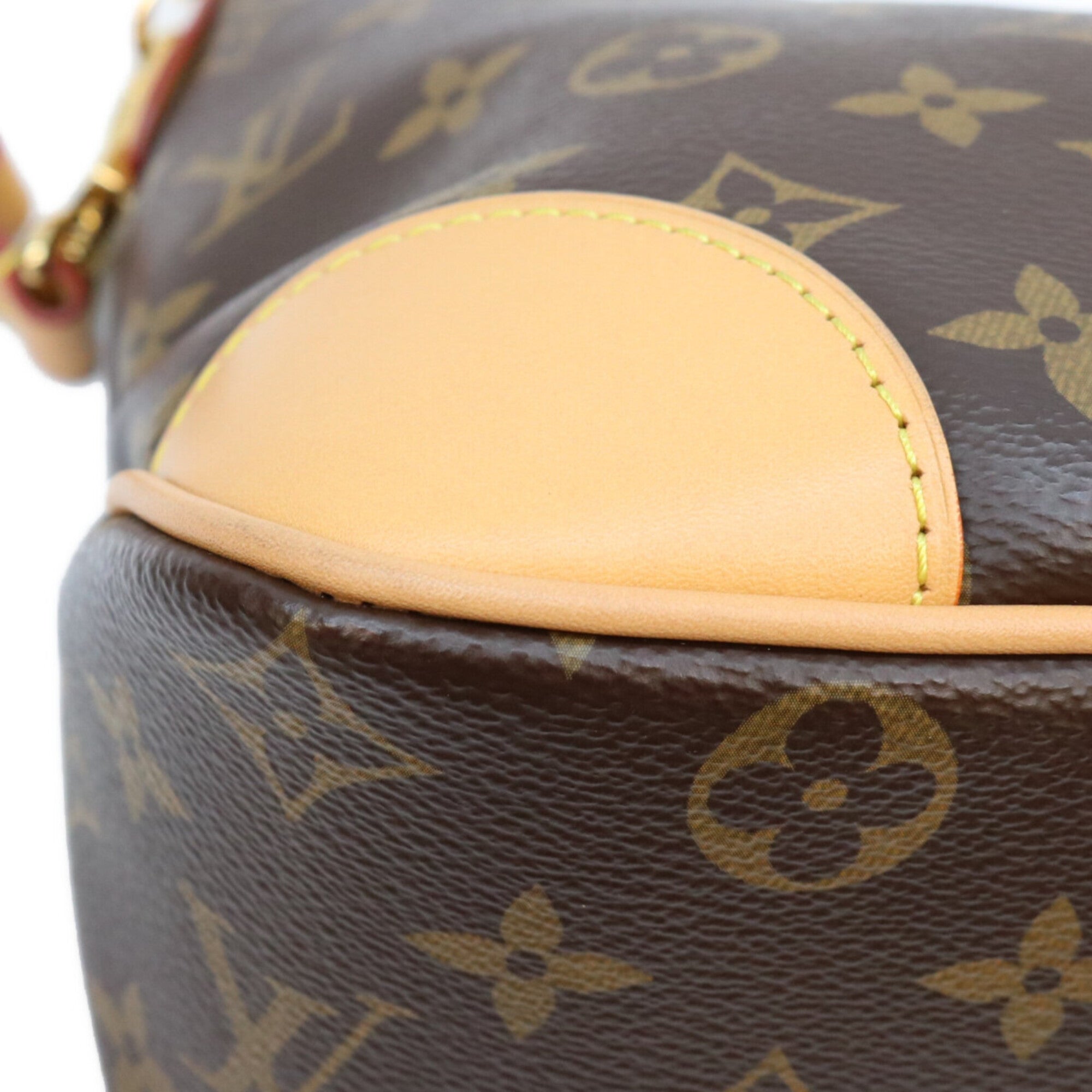 Louis Vuitton Brown Monogram Shoulder Bag (Pre-Owned)