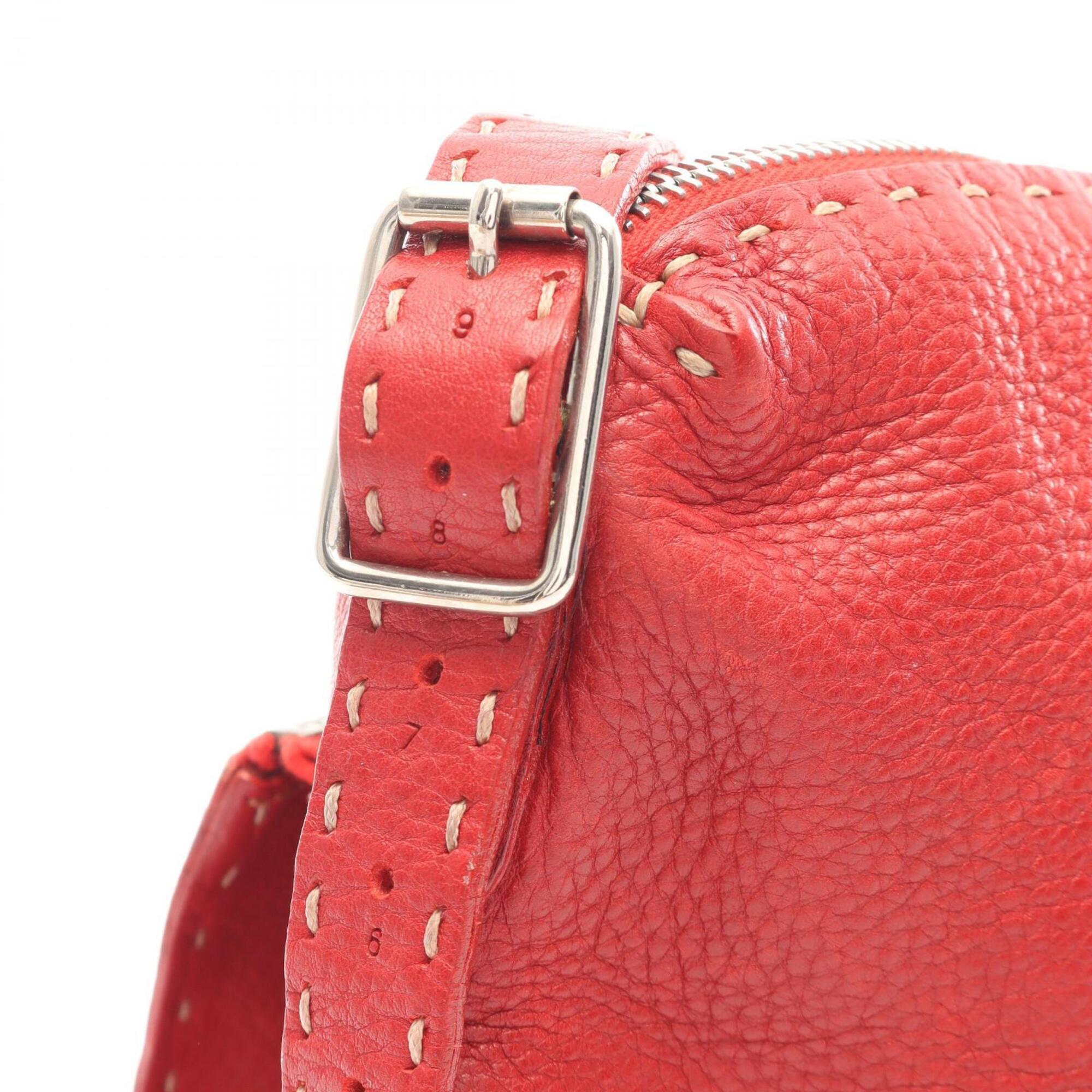 Fendi Red Color Leather Handbag Shoulder Bag (Pre-Owned)