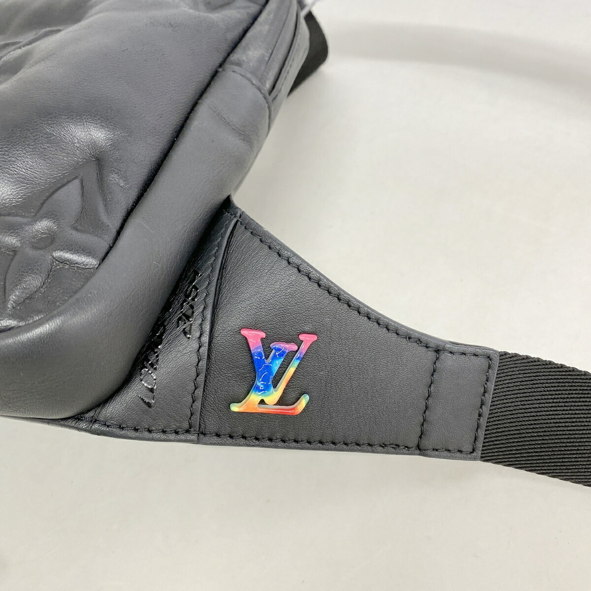 Louis Vuitton Black Sling Bag (Pre-Owned)