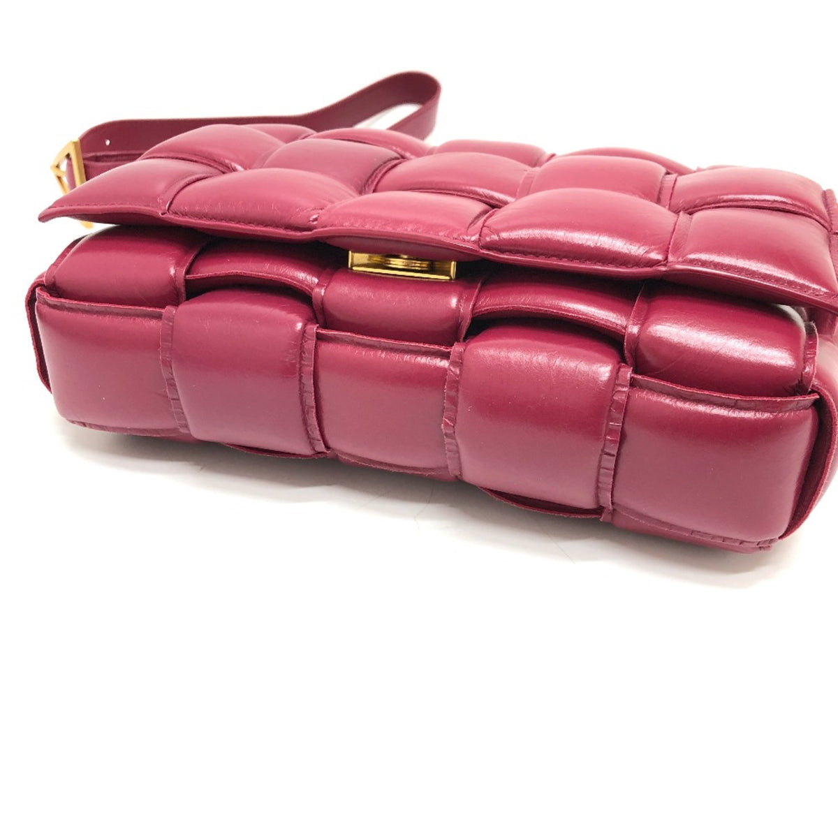 Bottega Veneta Other Leather Shoulder Bag (Pre-Owned)