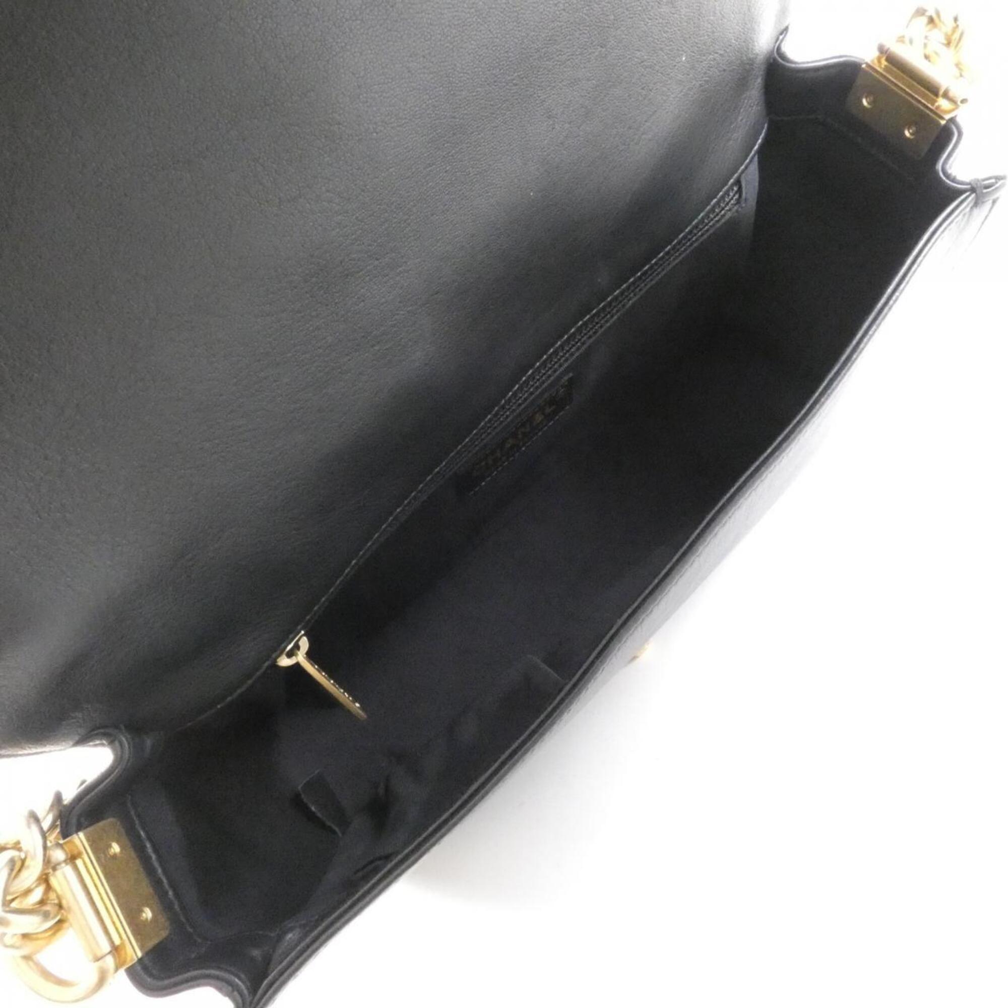 Chanel Black Leather Shoulder Bag (Pre-Owned)