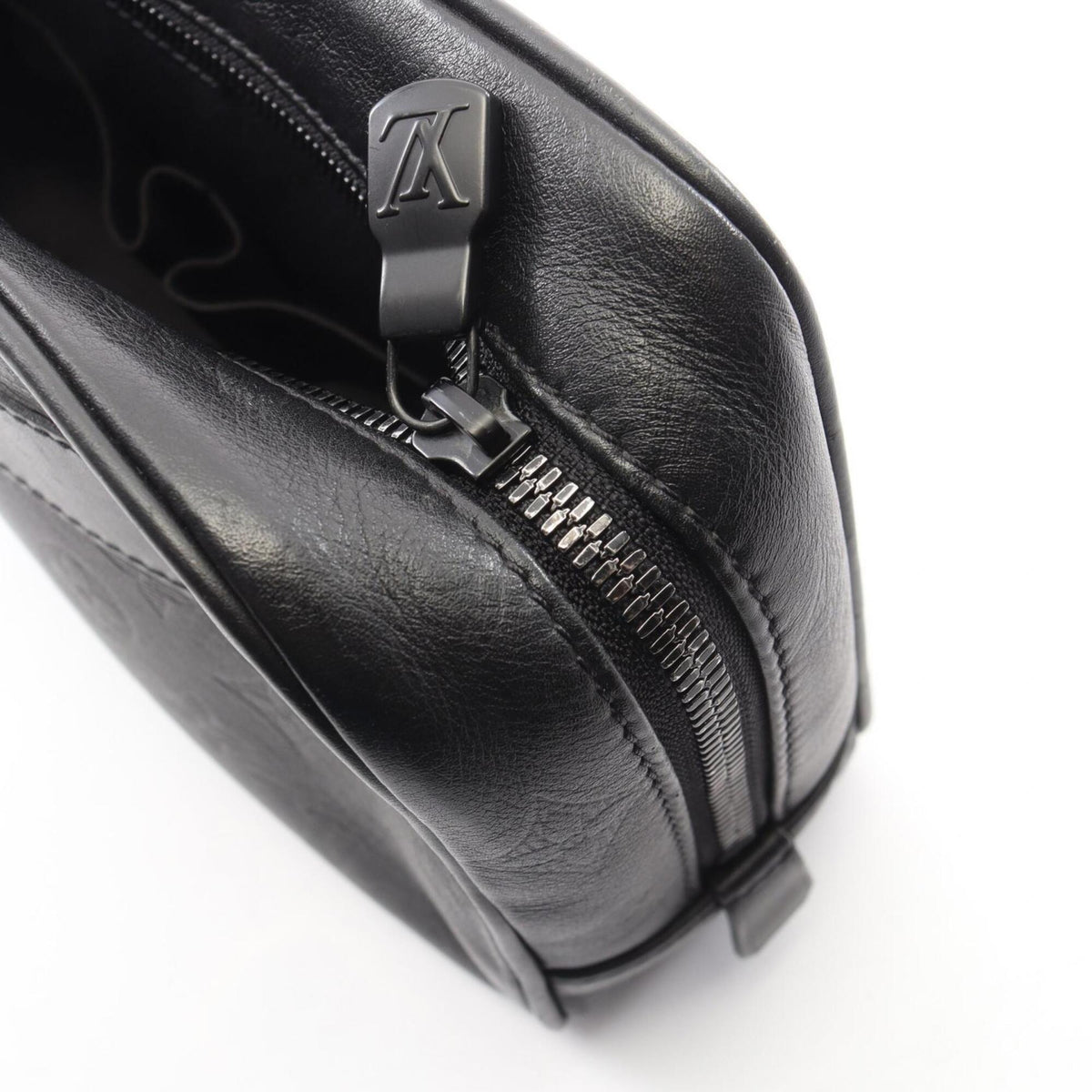 Louis Vuitton Black Noir Monogram Shadow Clutch Bag (Pre-Owned)