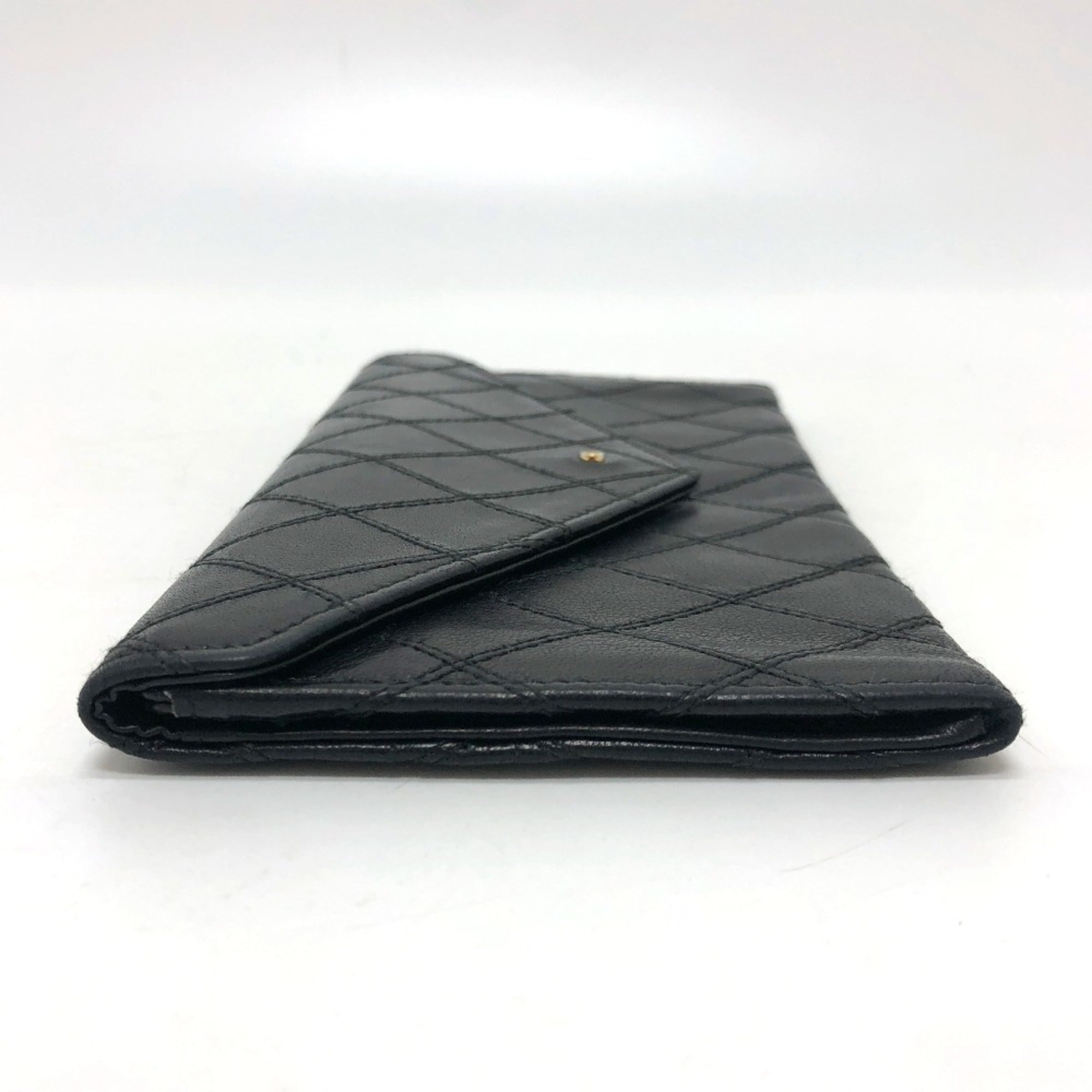 Chanel Black Leather Long Wallet (Bi-Fold) (Pre-Owned)