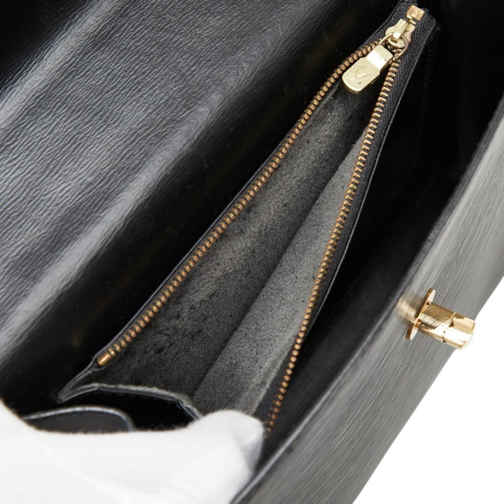 Louis Vuitton Black Noir Leather Handbag (Pre-Owned)