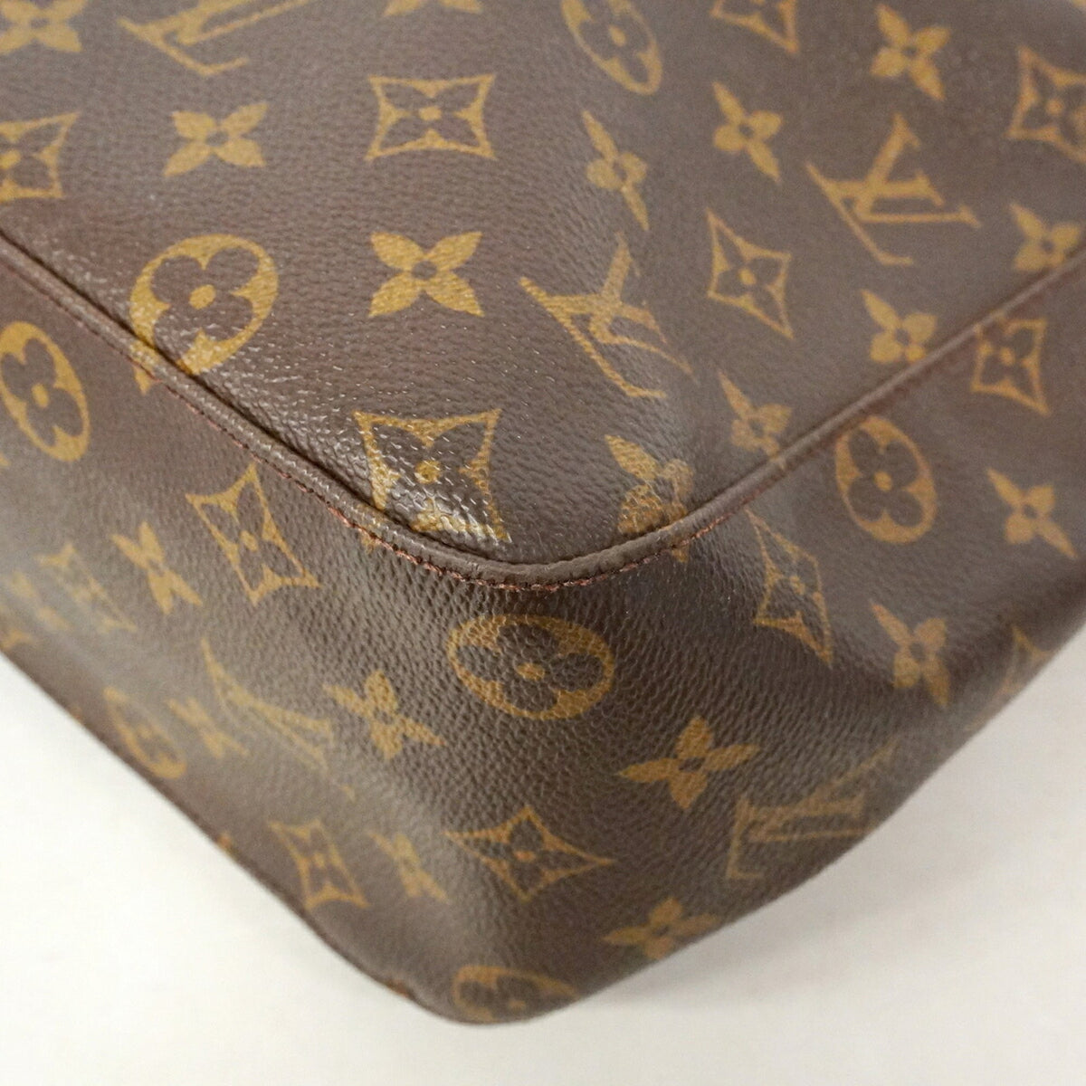 Louis Vuitton Brown Shoulder Bag (Pre-Owned)