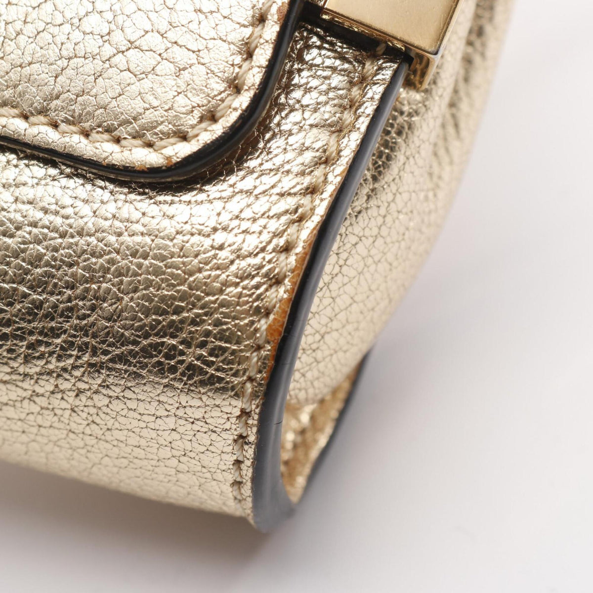 Chloé Leather Handbag Shoulder Bag (Pre-Owned)