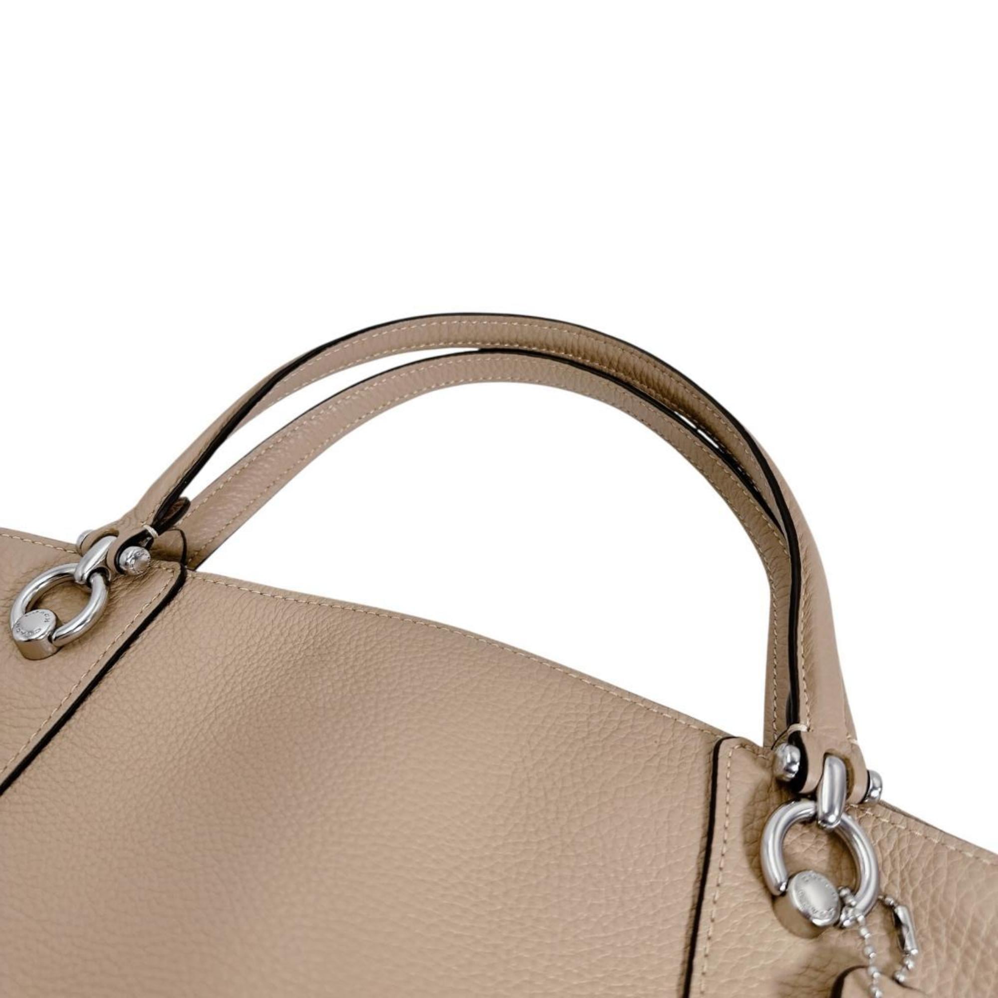 Coach Beige Leather Handbag (Pre-Owned)